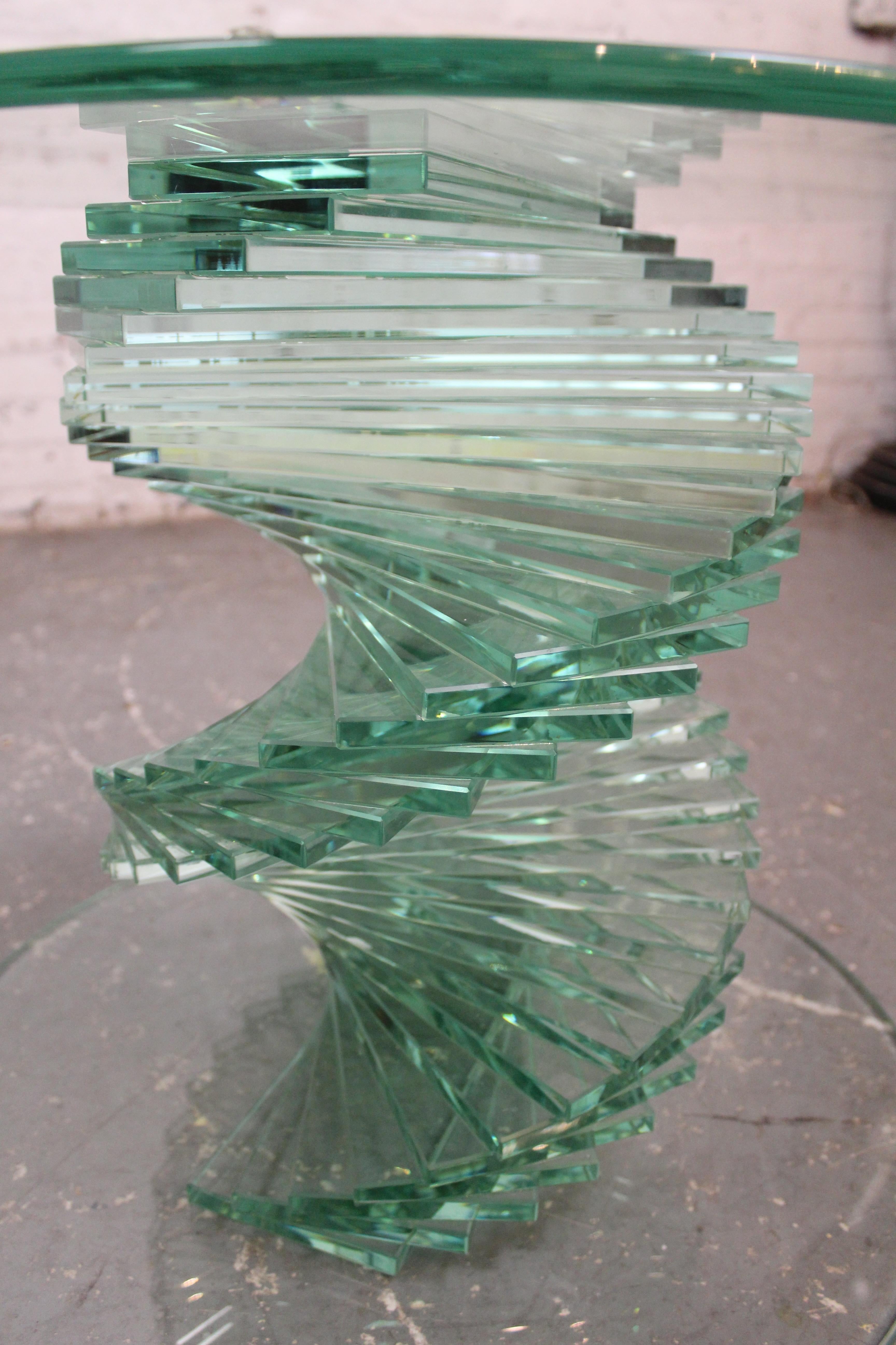 20ième siècle Table basse Helix 42