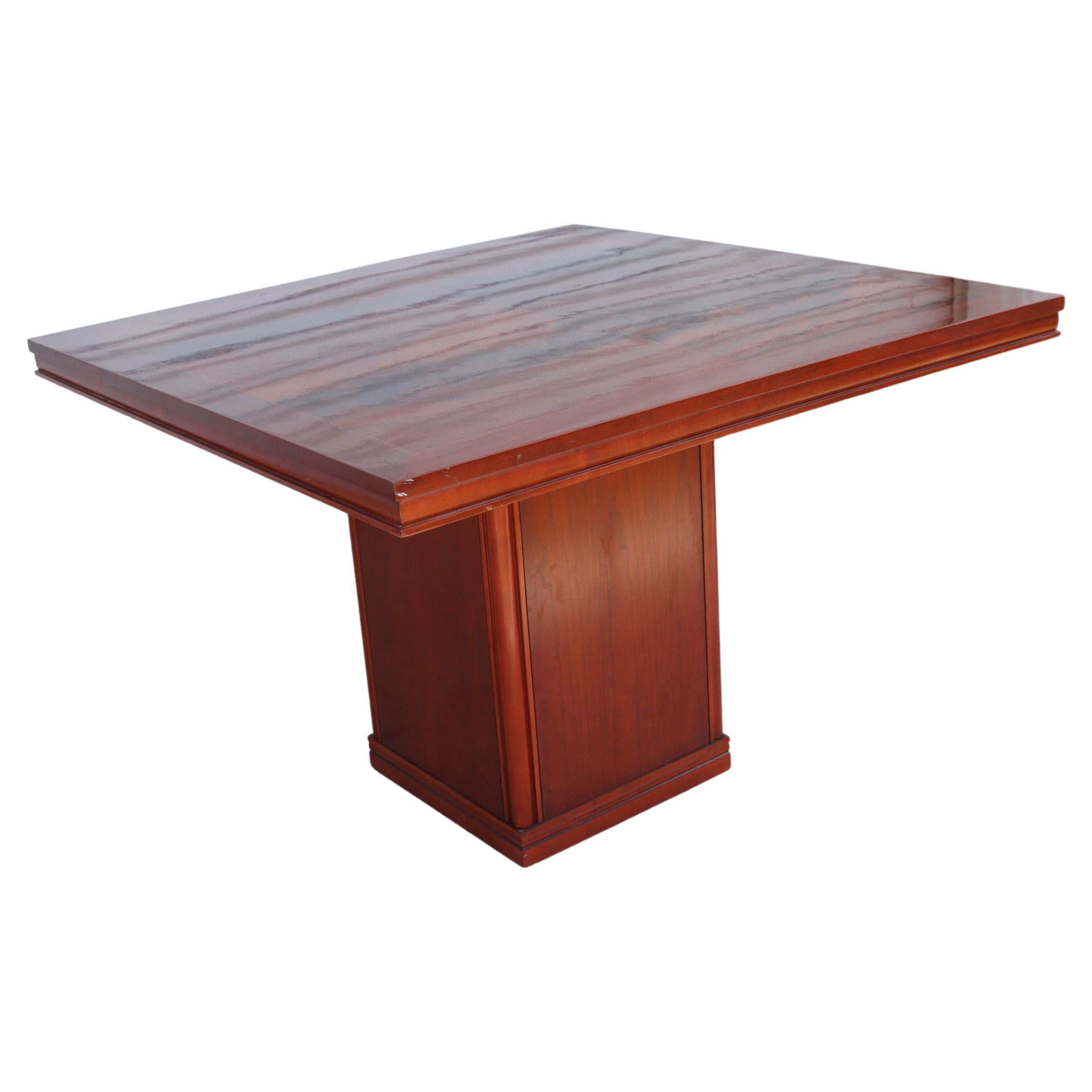 Table de jeu ICF Helikon Flame Mahogany

Depuis sa création en 1959, Helikon est un fabricant familial dont l'histoire est marquée par la fabrication de mobilier de bureau de qualité. Le groupe ICF a acquis Helikon en 1996.

 Table de jeu ou de