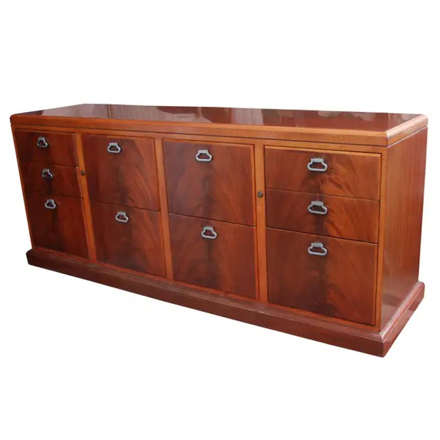 20ième siècle Table à piédestal Helikon 42