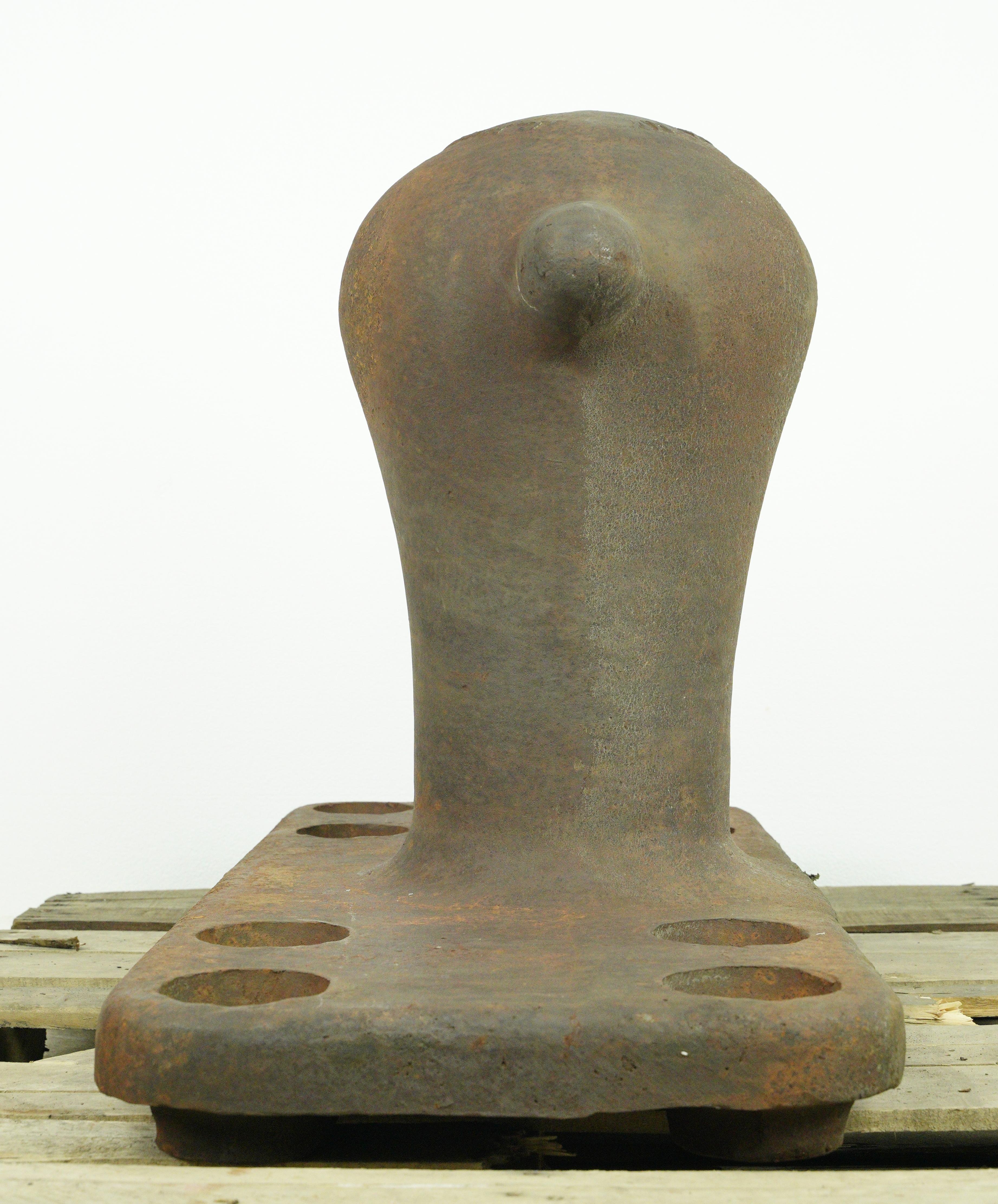 Ferro 42 in. Dissuasore di ormeggio marittimo in ghisa A.A. Moore 800 libbre in vendita