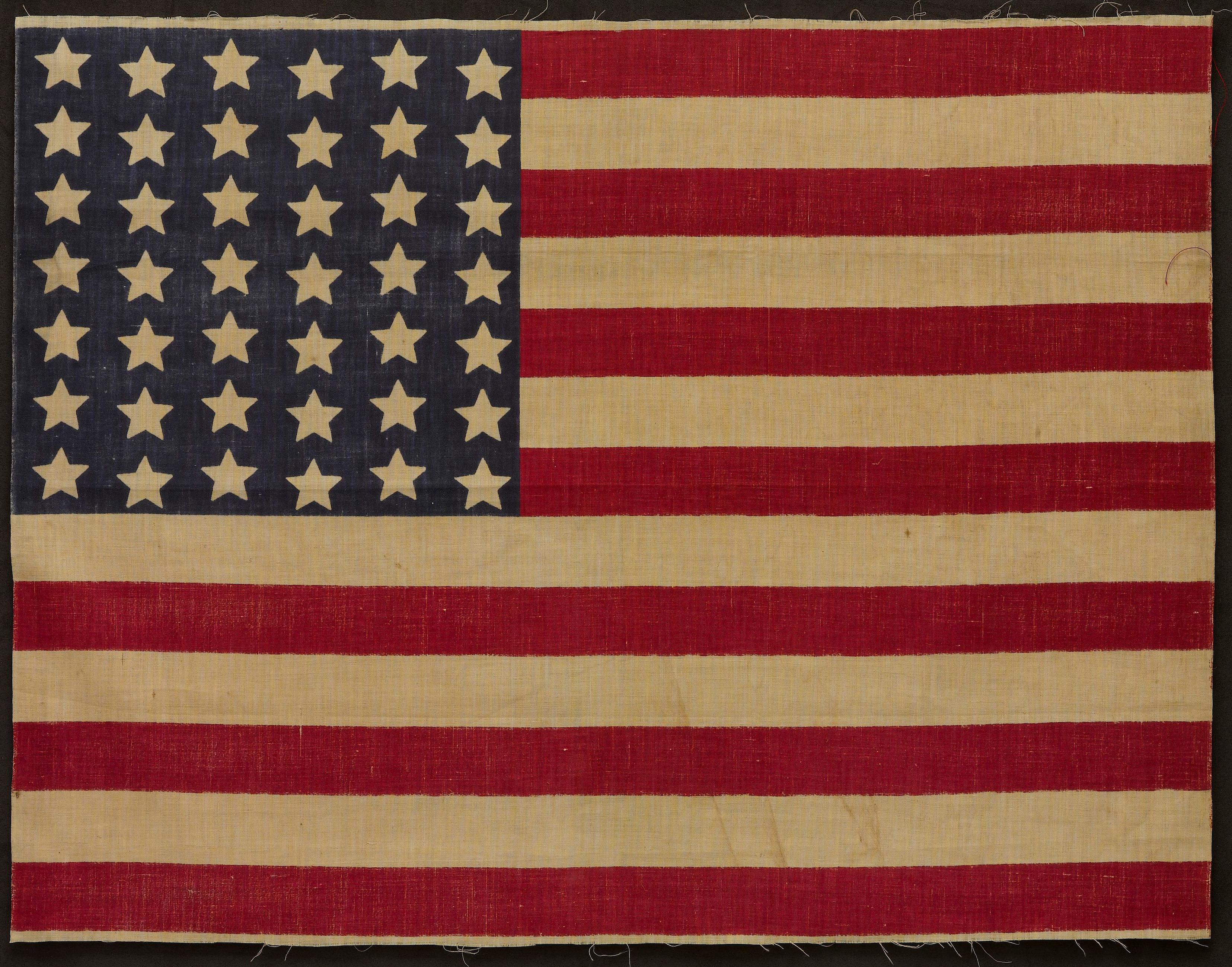 Américain Drapeau de parade américain à 42 étoiles, commémorant l'accession à l'État de Washington, 1889 en vente