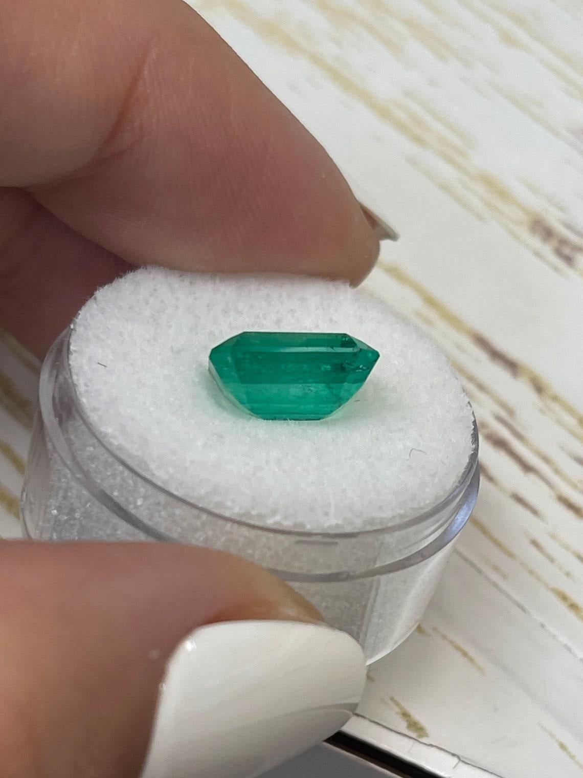 4.20 Carat 11x9 Vivid Muzo Green Colombian Emerald - Classic Emerald Cut May For Sale 1