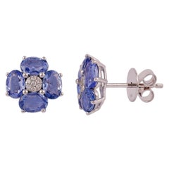 Clous d'oreilles en or blanc 18 carats avec saphir bleu de 4,20 carats et diamants