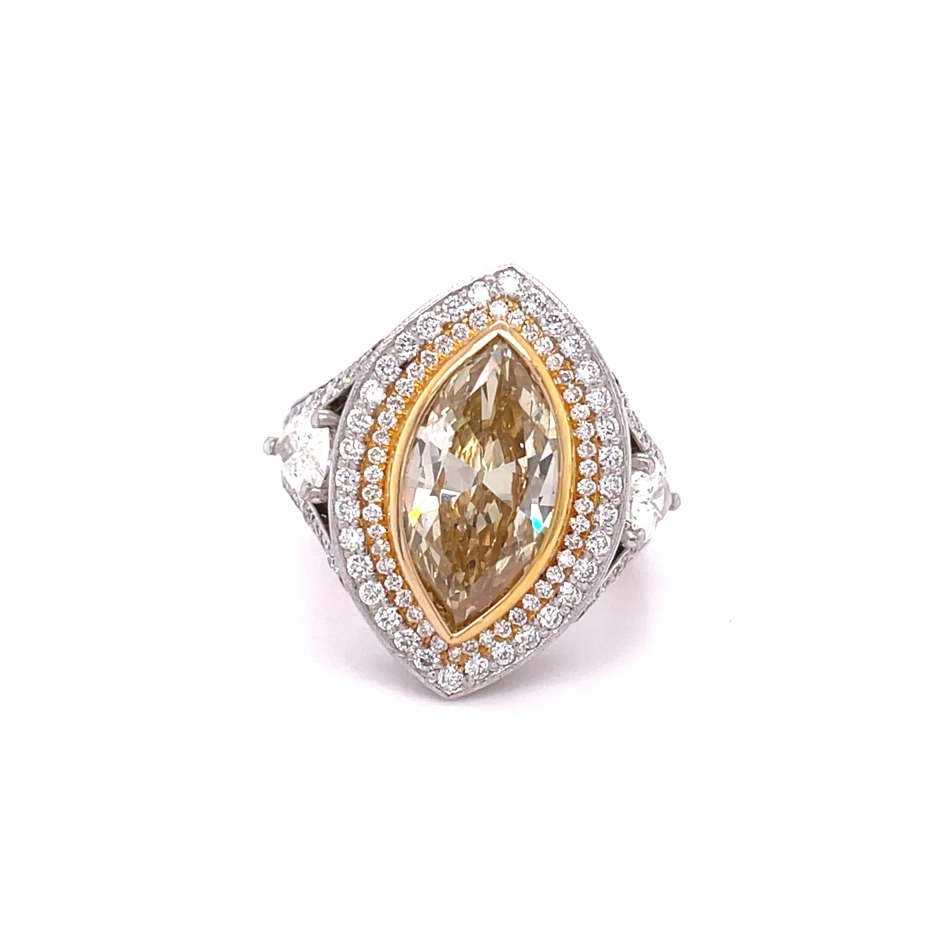 4.20 Carat Canary Diamond Ring In Good Condition In Carlsbad, CA