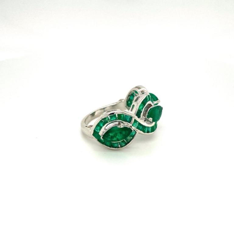 For Sale:  4.20 Carat Deep Green Emerald Wedding Ring Crafted in 925 Sterling Silver 3