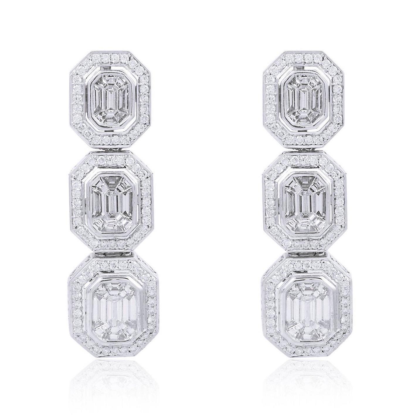 4,20 Karat Diamant 14 Karat Weißgold Art Deco Stil Ohrringe (Smaragdschliff) im Angebot