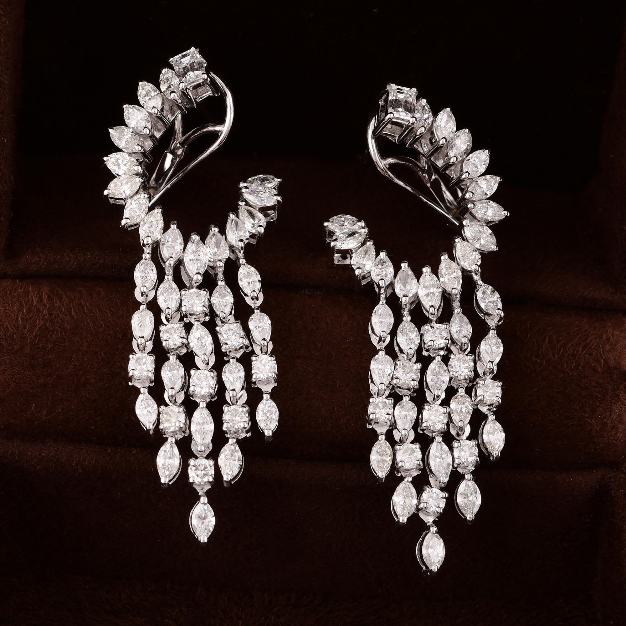 Pendientes de diamantes talla marquesa redonda y esmeralda de 4,20 quilates y oro blanco de 18 quilates Corte marquesa en venta