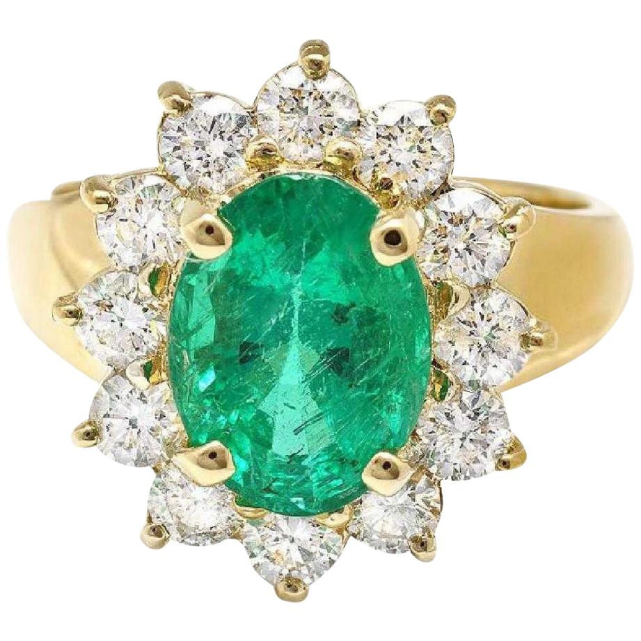 4.20 Carat Natural Emerald and Diamond 14 Karat Solid Yellow Gold Ring