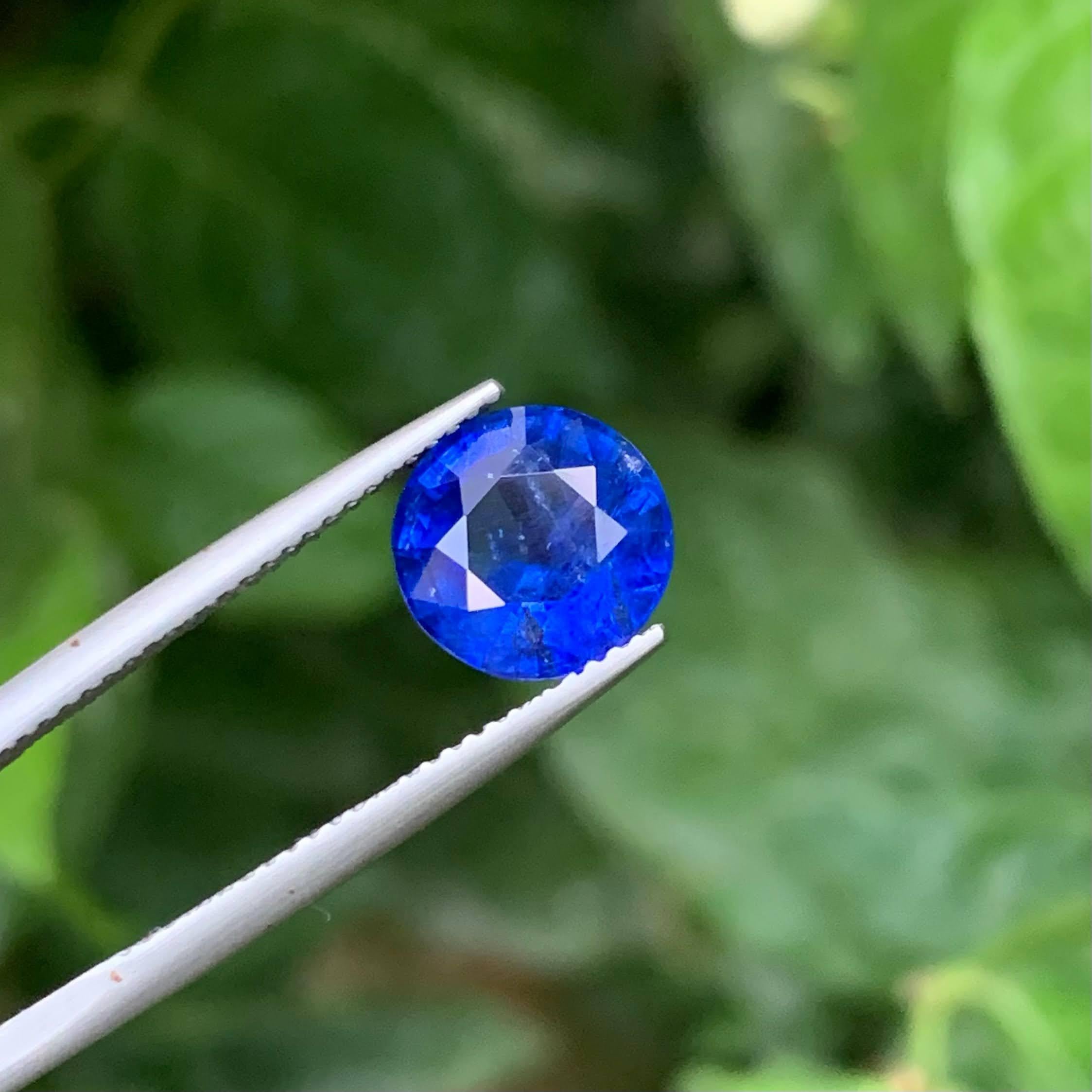 4,20 carati di zaffiro rotondo blu reale naturale certificato GGI Gemma dello Sri Lanka In condizioni Nuovo in vendita a Bangkok, TH
