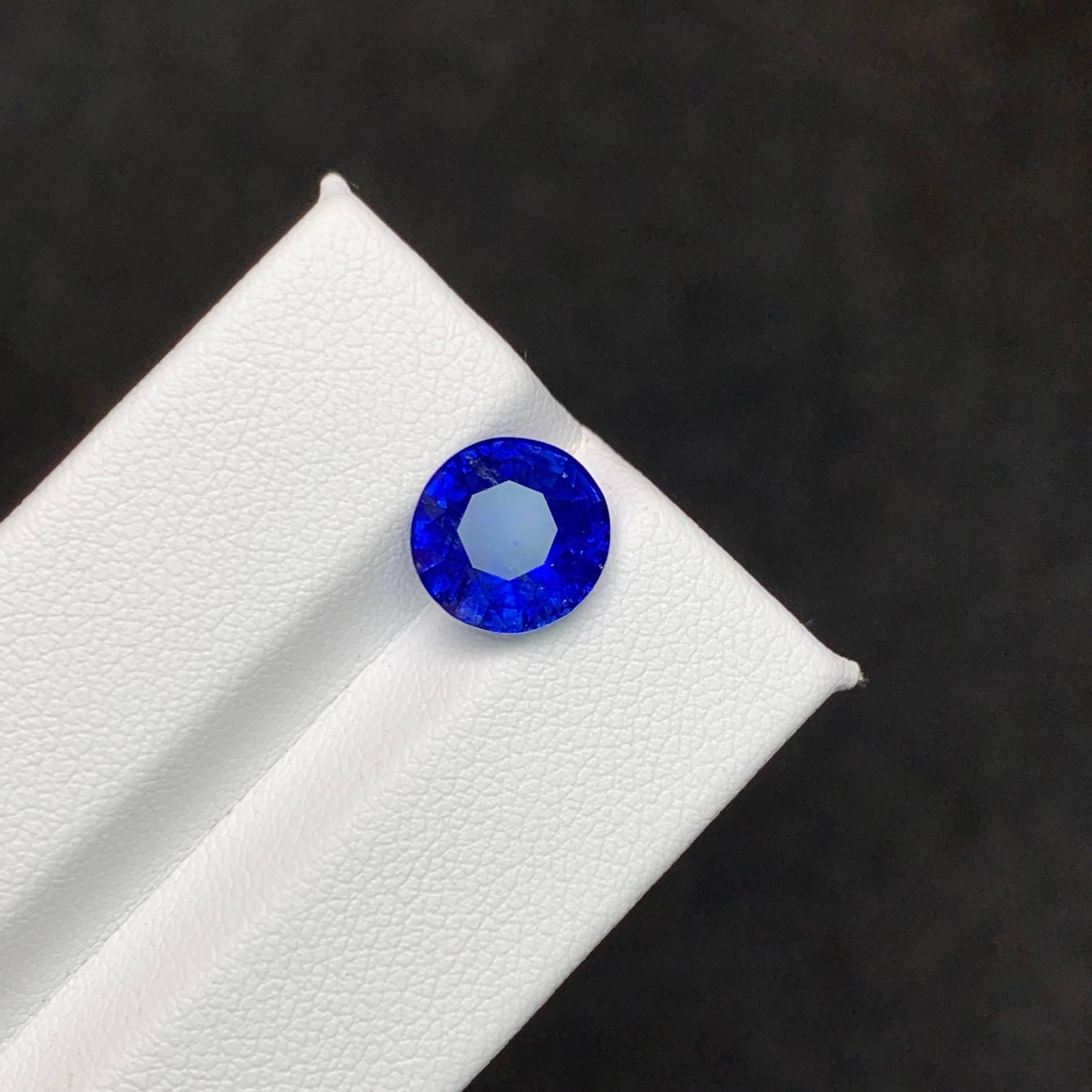 4,20 carati di zaffiro rotondo blu reale naturale certificato GGI Gemma dello Sri Lanka in vendita 2