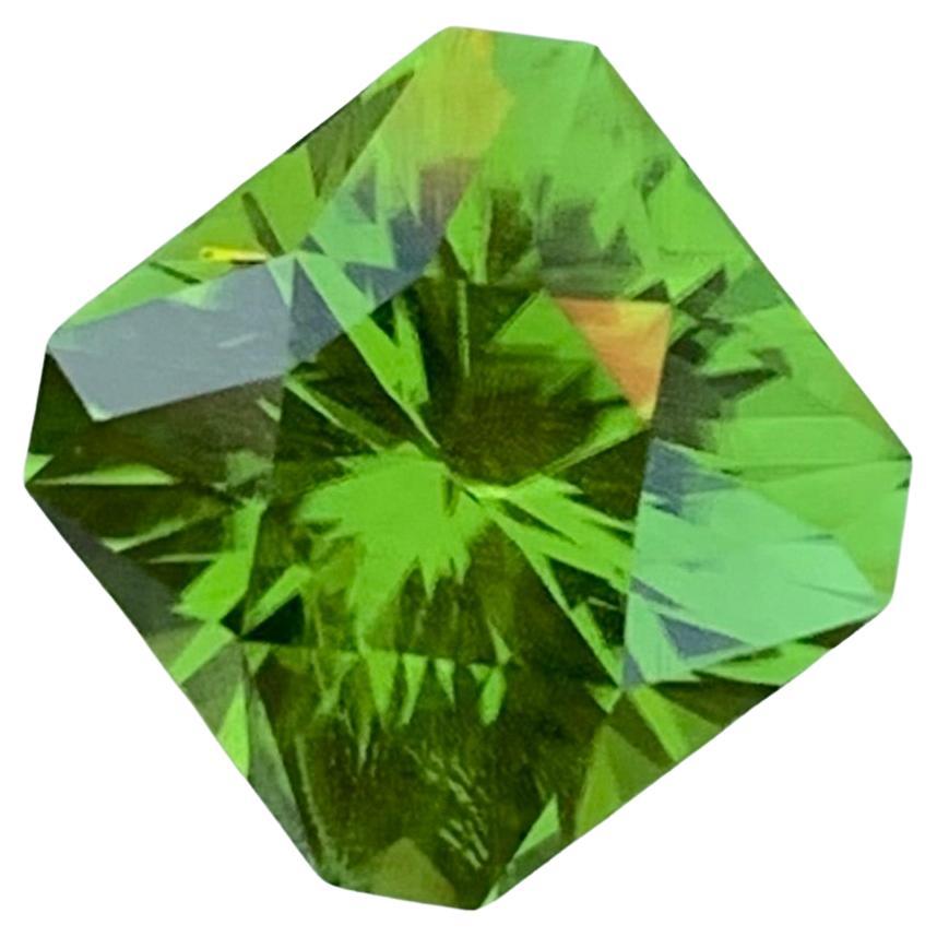 4.20 Carat Natural Loose Apple Green Peridot Perfect Square Shape Gem For Ring  For Sale