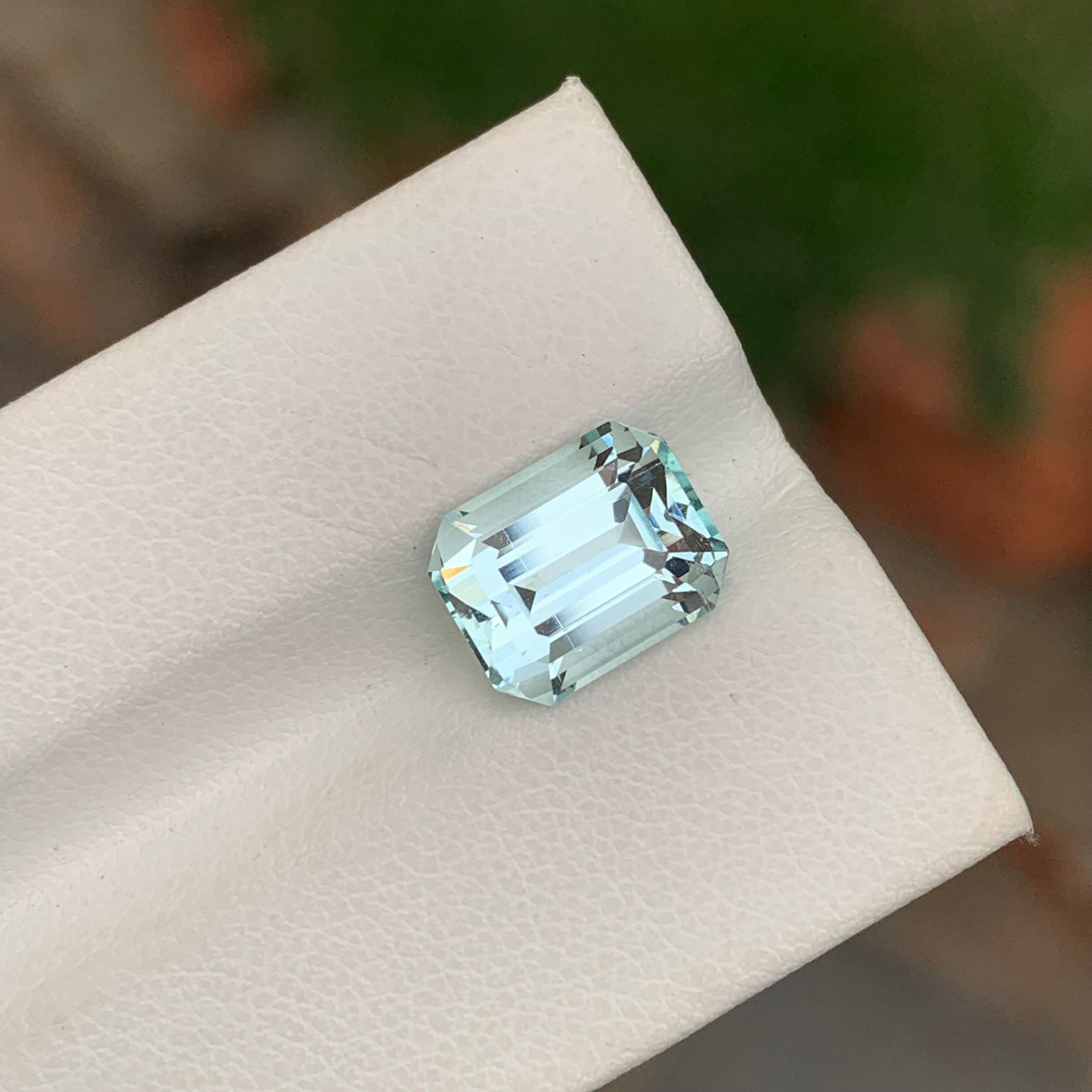 4.20 Karat natürlicher loser Aquamarin Smaragd Form Edelstein (Smaragdschliff) im Angebot