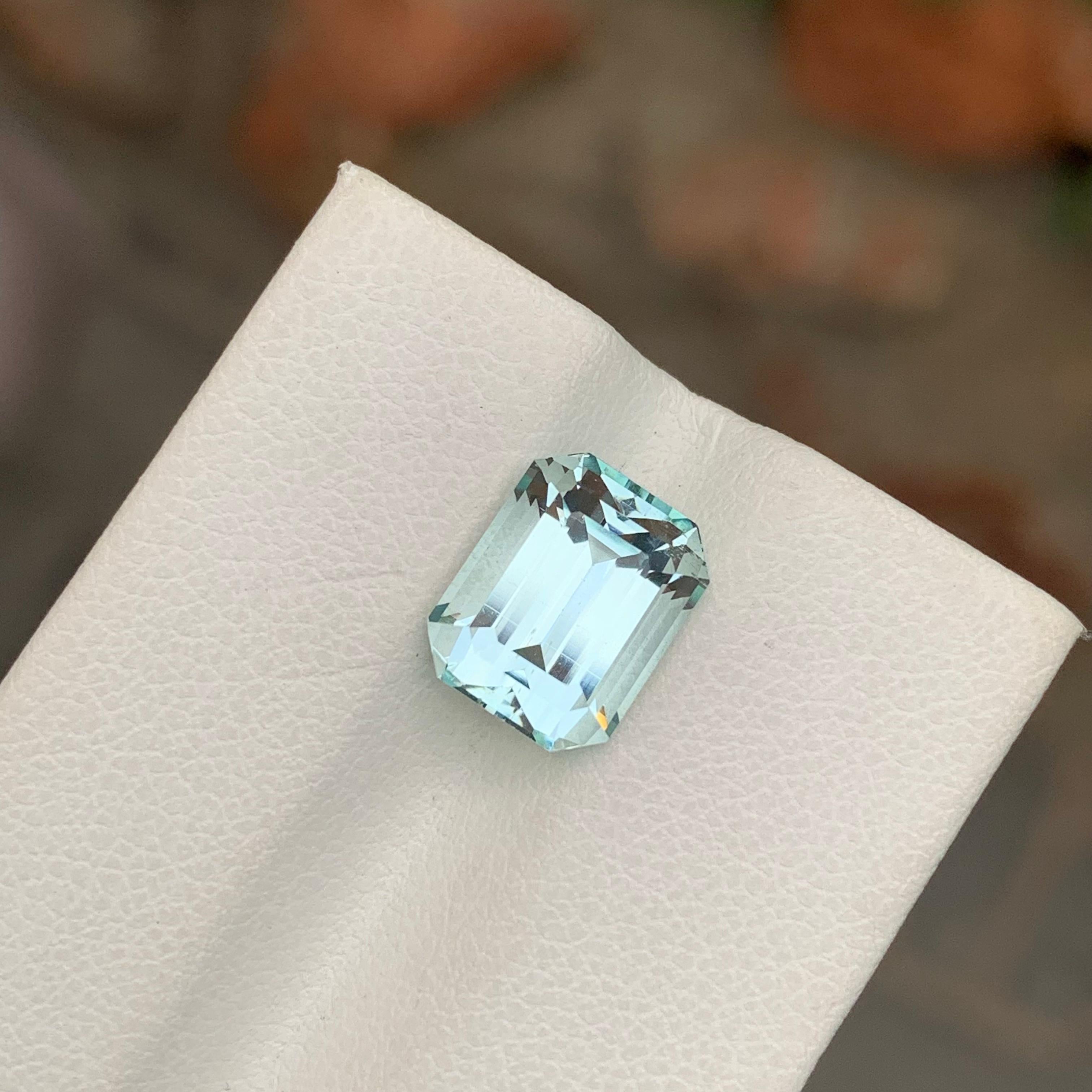 4.20 Karat natürlicher loser Aquamarin Smaragd Form Edelstein für Damen oder Herren im Angebot