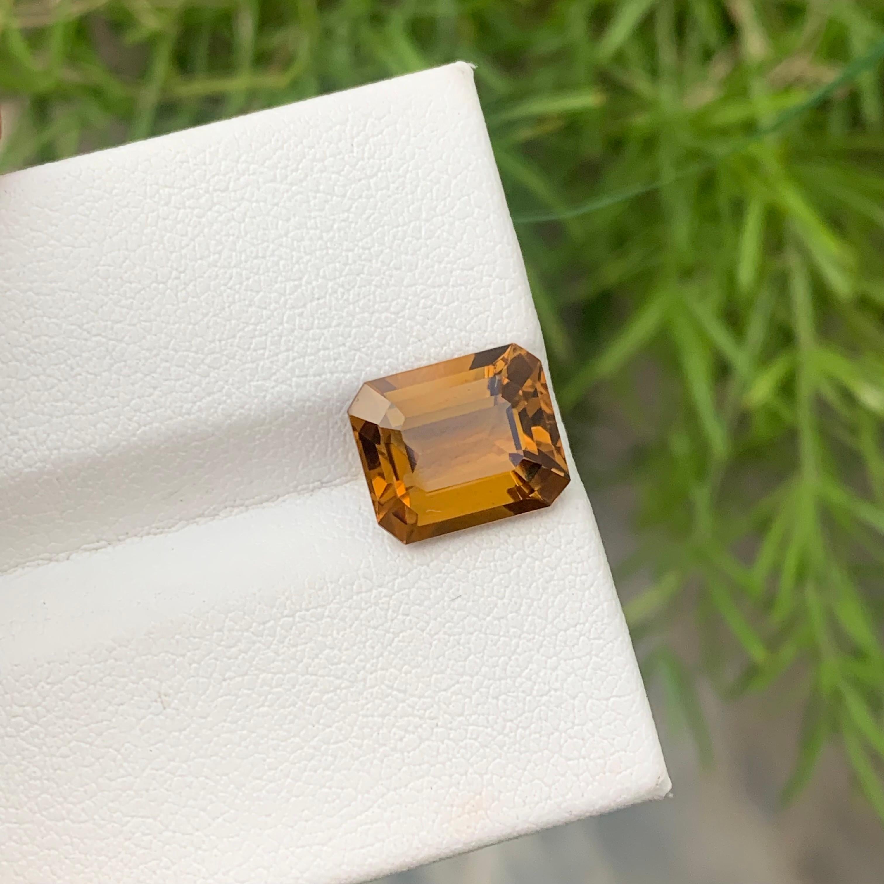 4.20 Carat Natural Loose Citrine Honey Color from Brazil Emerald Cut Gemstone For Sale 2