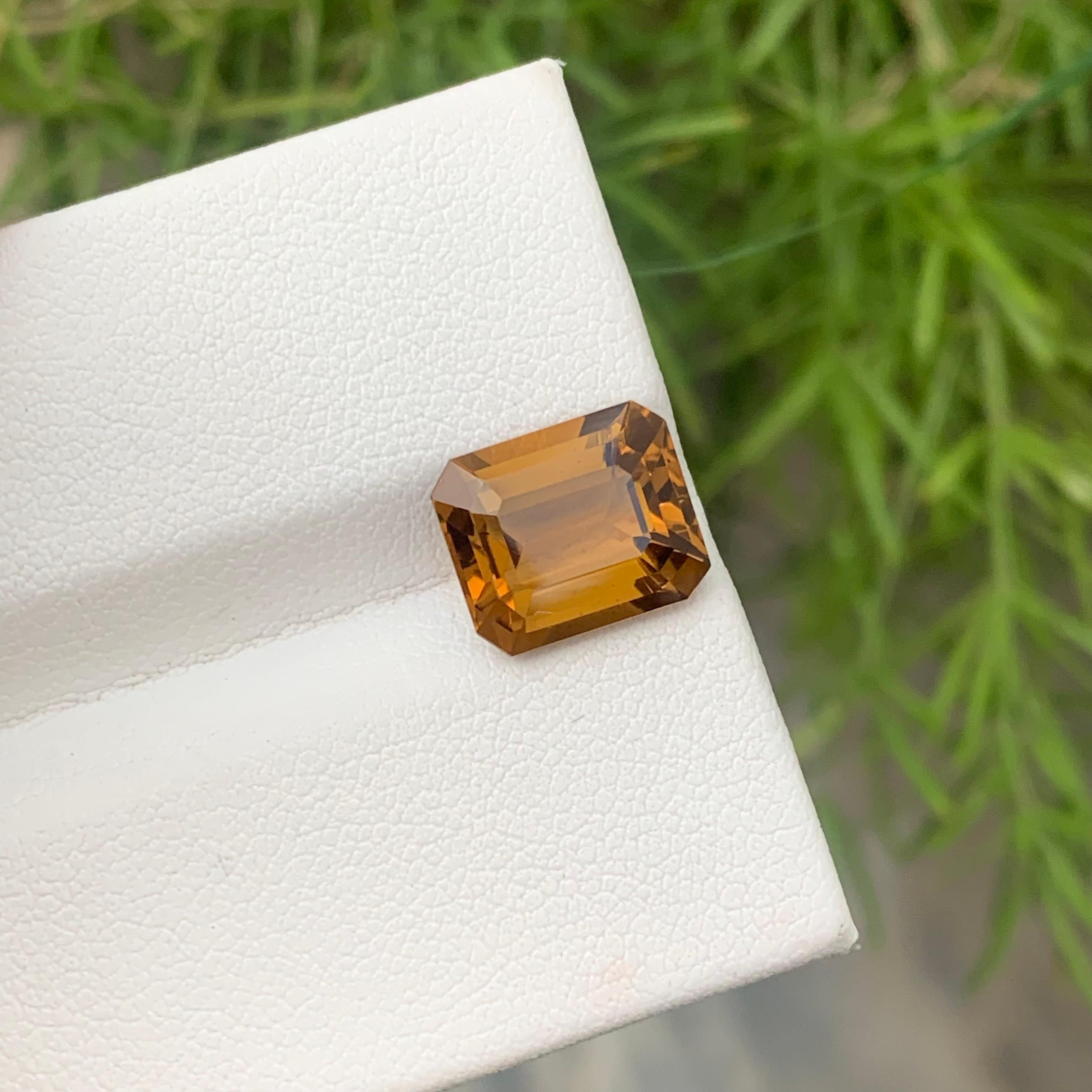 4.20 Carat Natural Loose Citrine Honey Color from Brazil Emerald Cut Gemstone For Sale 3