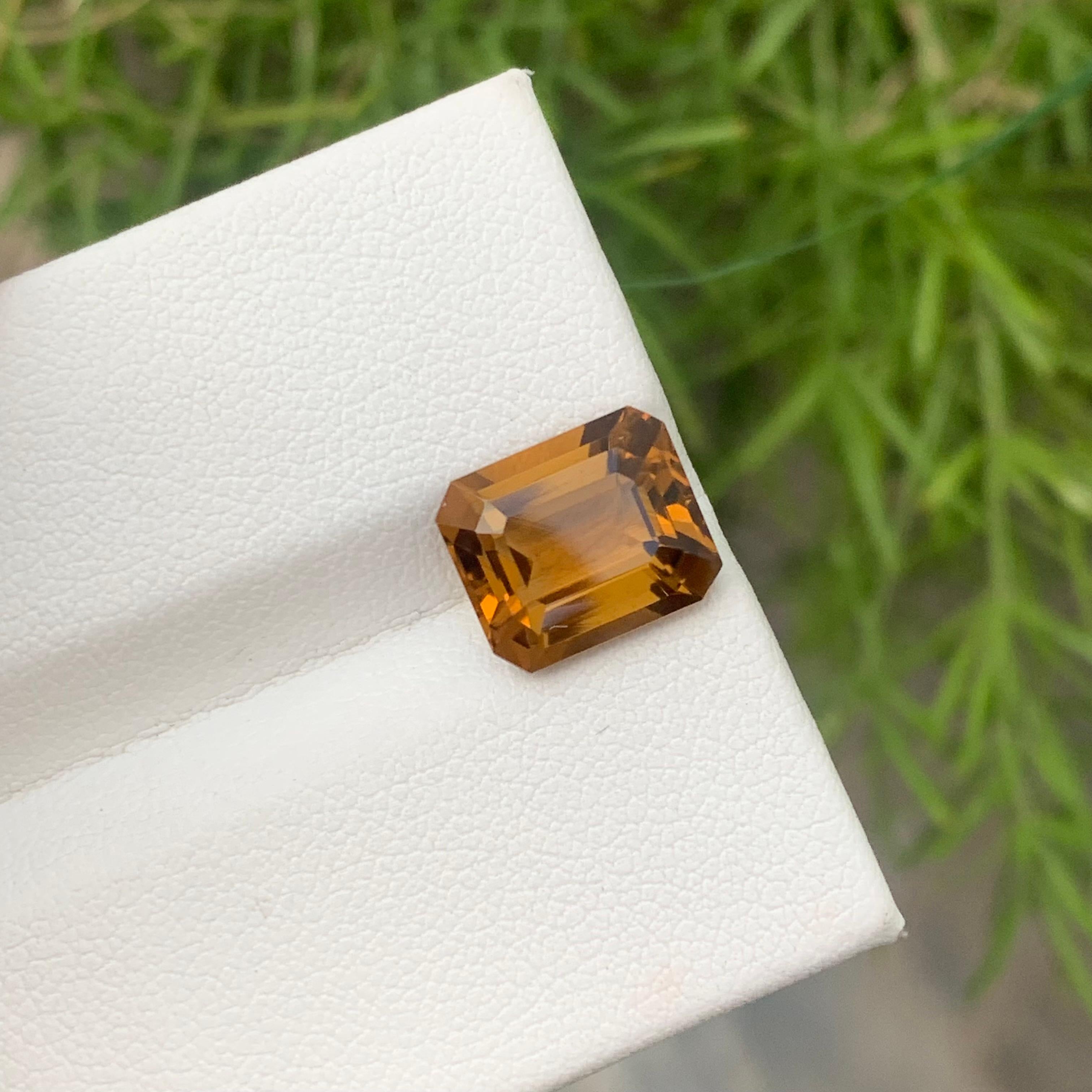 4.20 Carat Natural Loose Citrine Honey Color from Brazil Emerald Cut Gemstone For Sale 4