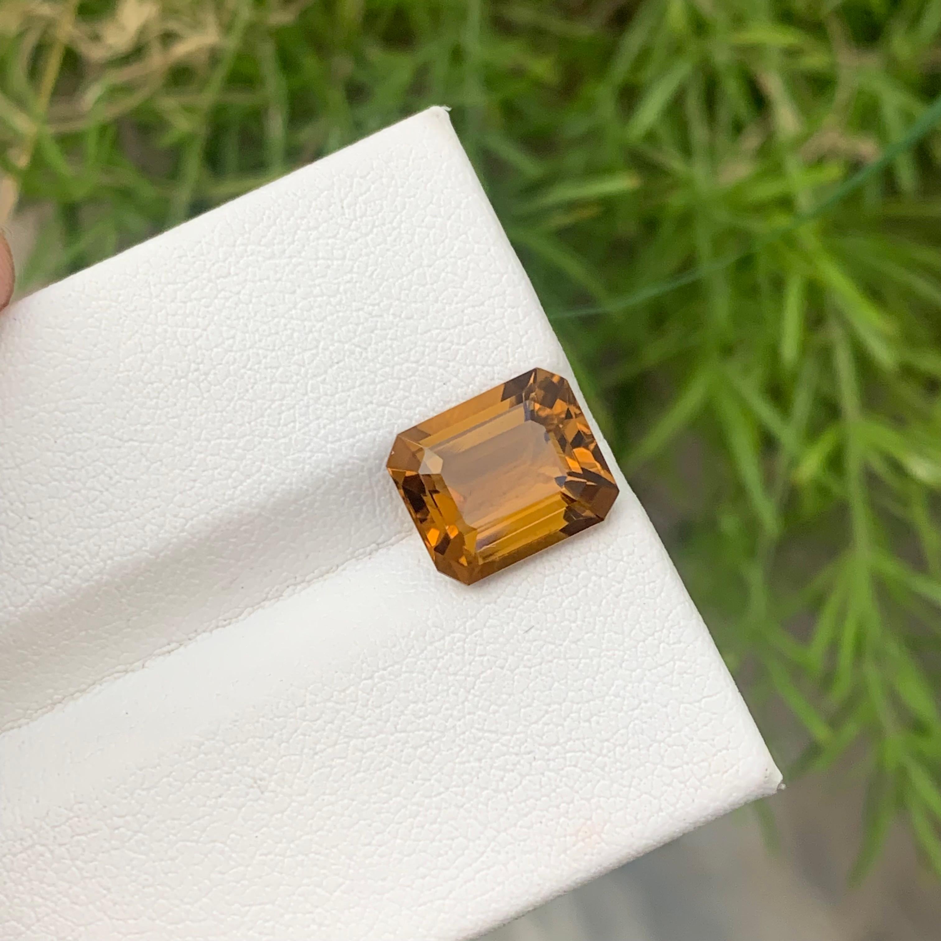 4.20 Carat Natural Loose Citrine Honey Color from Brazil Emerald Cut Gemstone For Sale 1