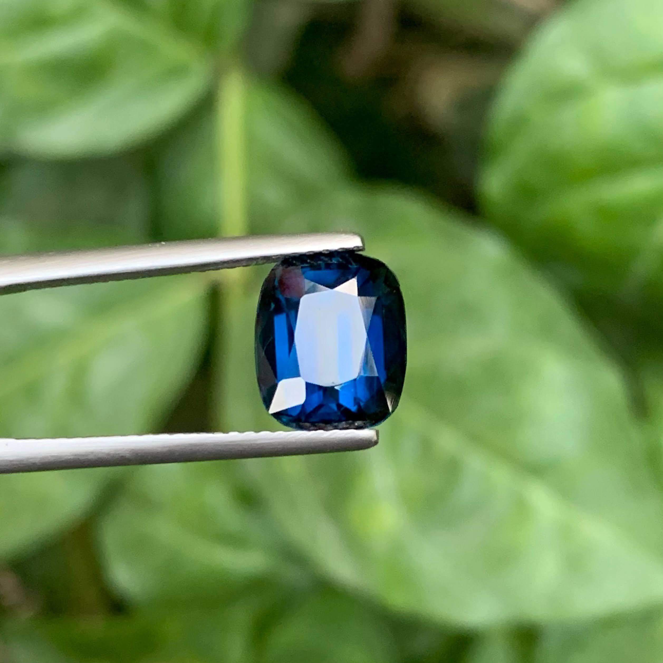 Gewicht 4,20 Karat 
Abmessungen 10.1x8.4x6.6mm
Behandlung Keine 
Herkunft Afghanistan 
Klarheit VVS 
Form Schnitt Kissen 




Dieser 4,20 Karat schwere, natürliche, lose, tiefblaue Turmalin weist einen intensiven, samtigen Blauton mit bestechender