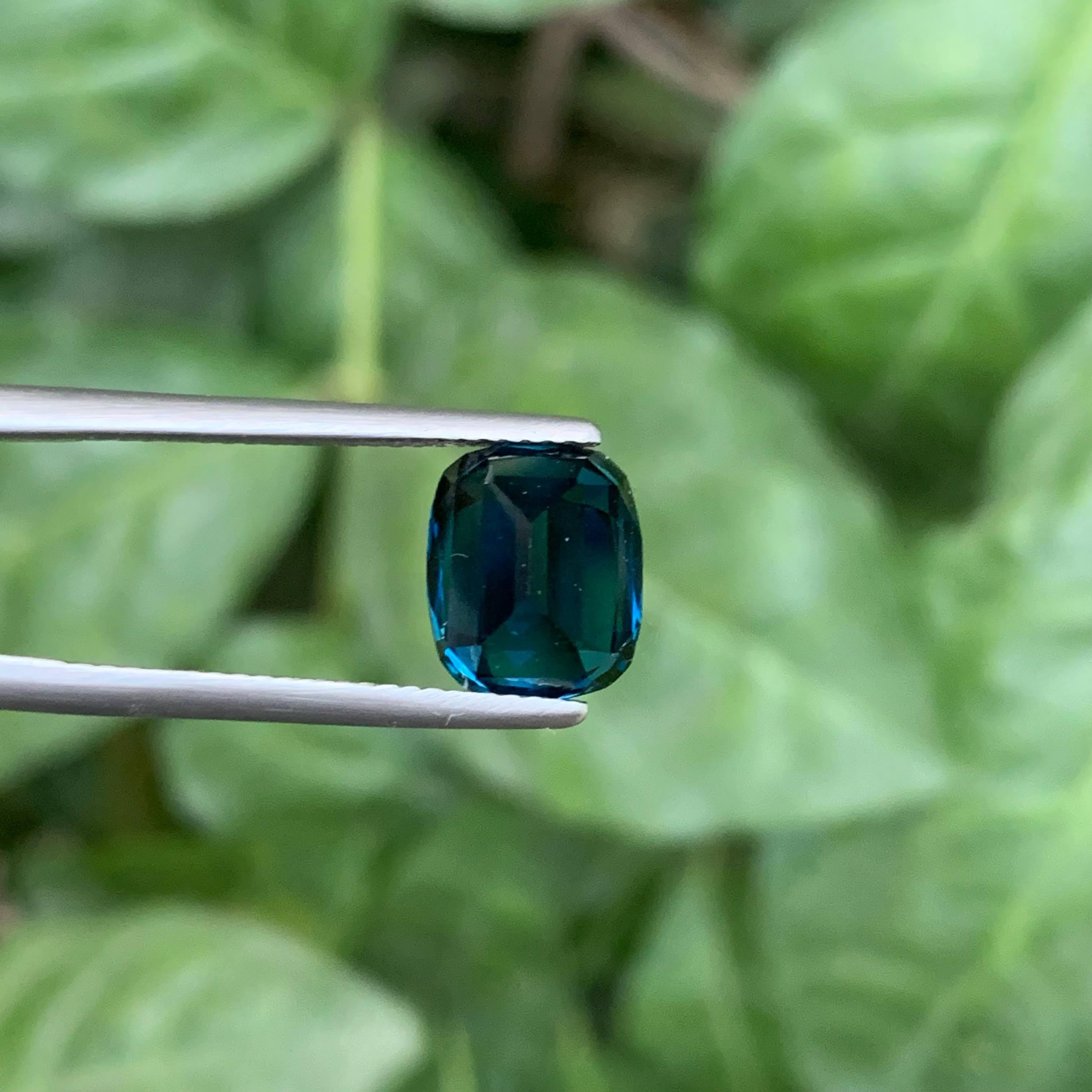 4,20 Karat Natürlicher loser tieftintenblauer Turmalin im Kissenschliff Afghanischer Edelstein im Angebot 2