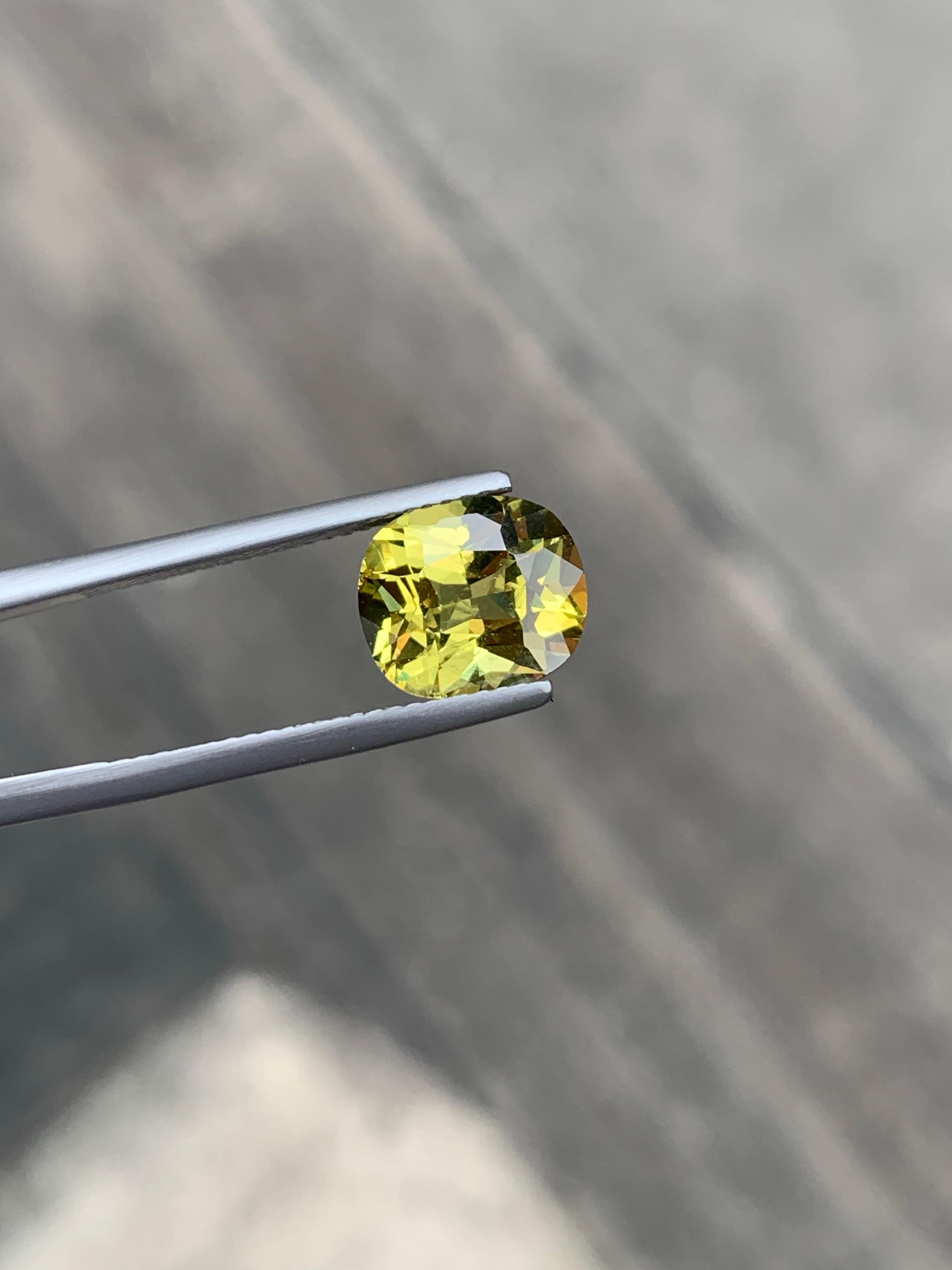 4.20 Carat Natural Loose Mali Garnet Cushion Shape Gemstone (pierre précieuse en forme de coussin) en vente 1