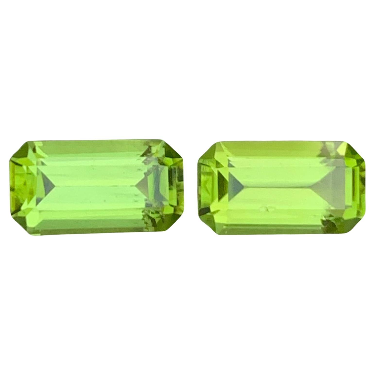 4.20 Quilates Peridoto Natural Suelto Pareja Gema Forma Esmeralda Para Pendientes en venta