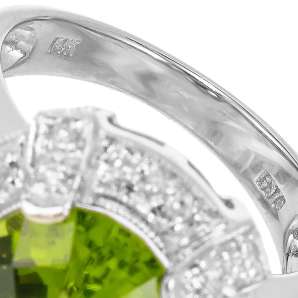 4.20 Carat Oval Peridot Diamond Halo White Gold Cocktail Ring For Sale 3