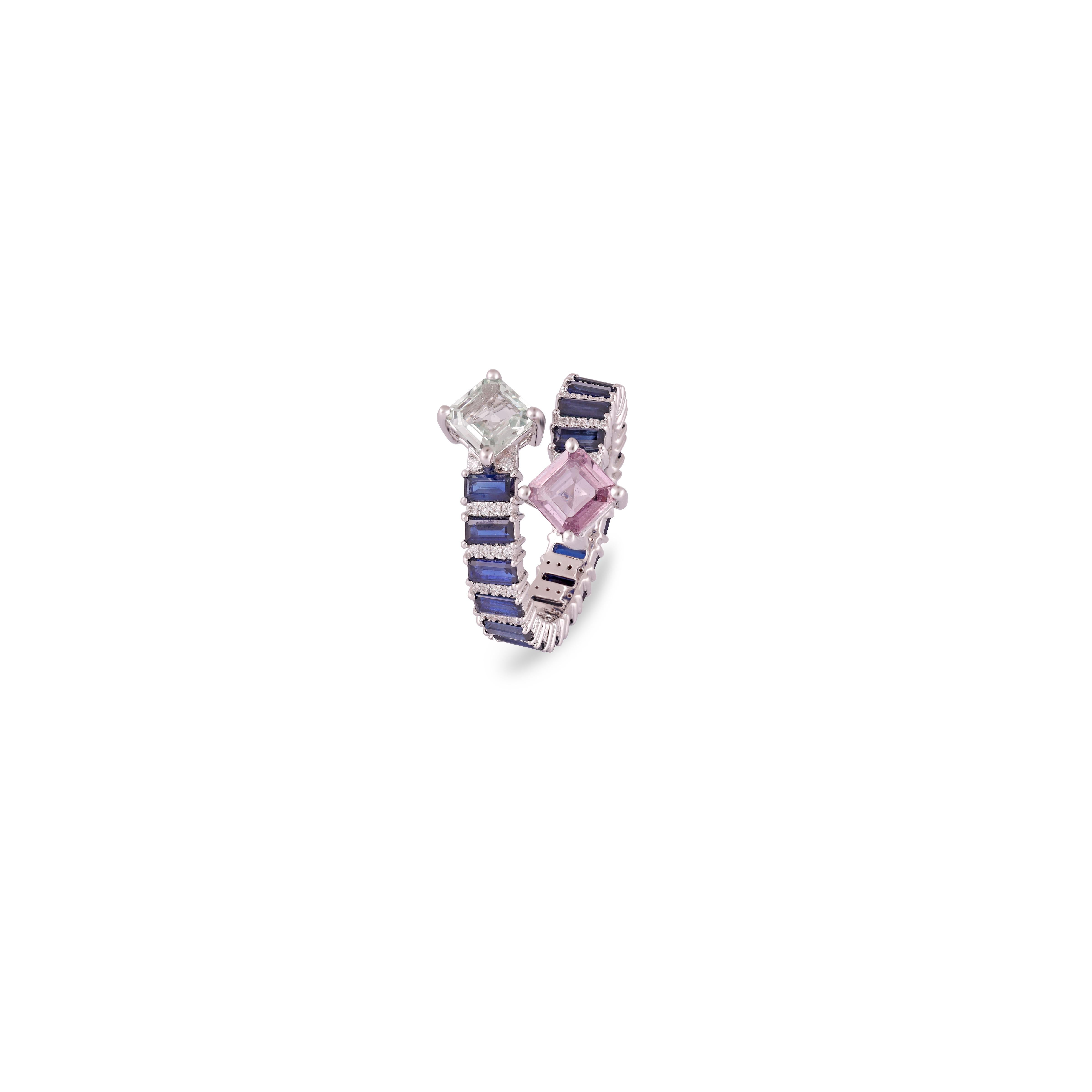 Mixed Cut 4.20 Carat Sapphire & Diamond Ring in 18 Karat Gold For Sale