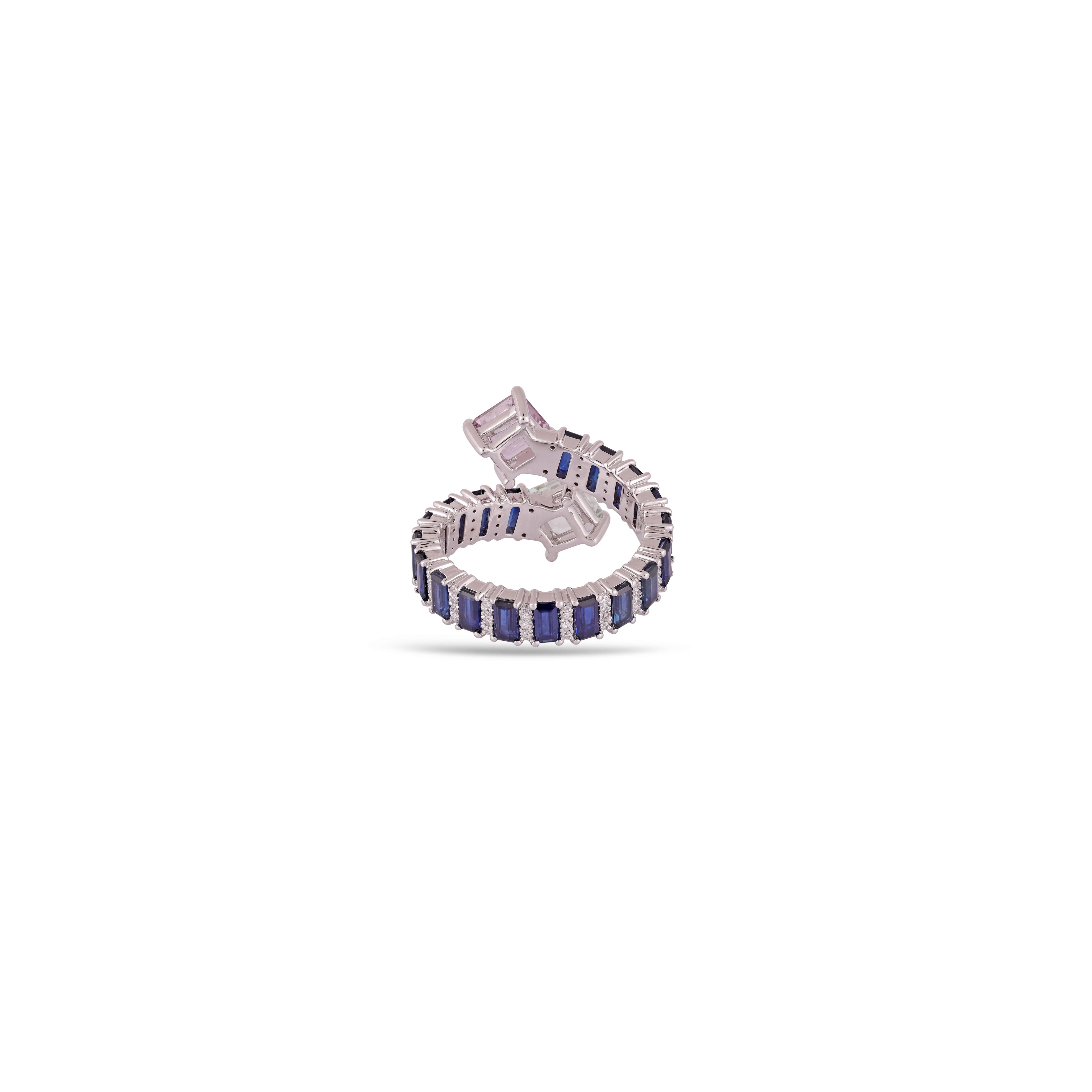 4.20 Carat Sapphire & Diamond Ring in 18 Karat Gold In New Condition For Sale In Jaipur, Rajasthan