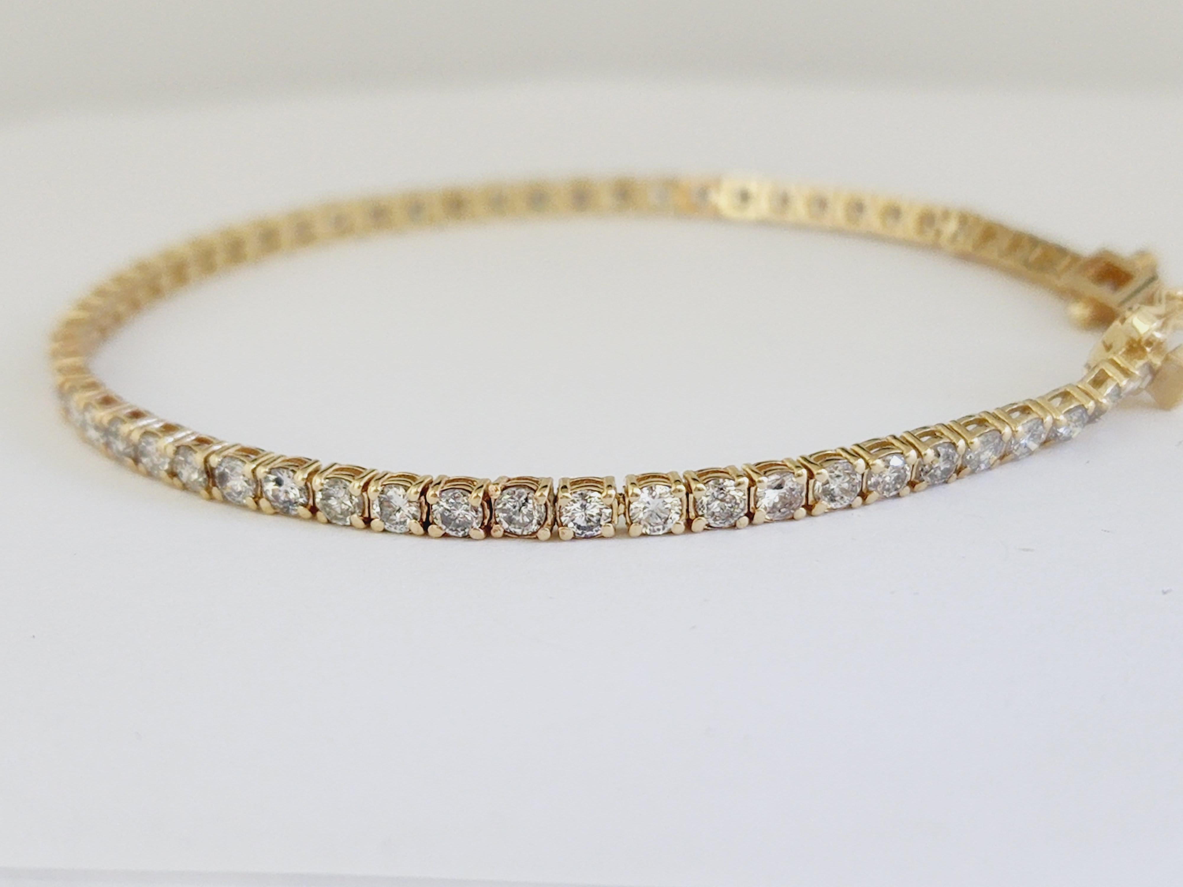 4.25 Carat Tennis Bracelet Round Brilliant Natural Diamond 14 Karat Yellow Gold In New Condition In Great Neck, NY
