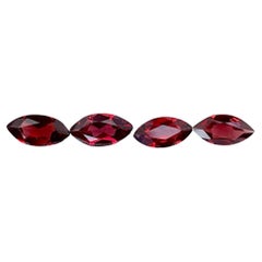 Pierres précieuses africaines serties de grenat rhodolite rouge taille marquise de 4,20 carats