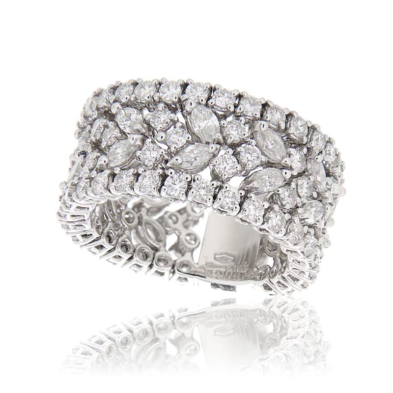 4.20 ct Diamond Ring Brilliant-Cut & Navette-Cut  In New Condition For Sale In Bergamo, BG
