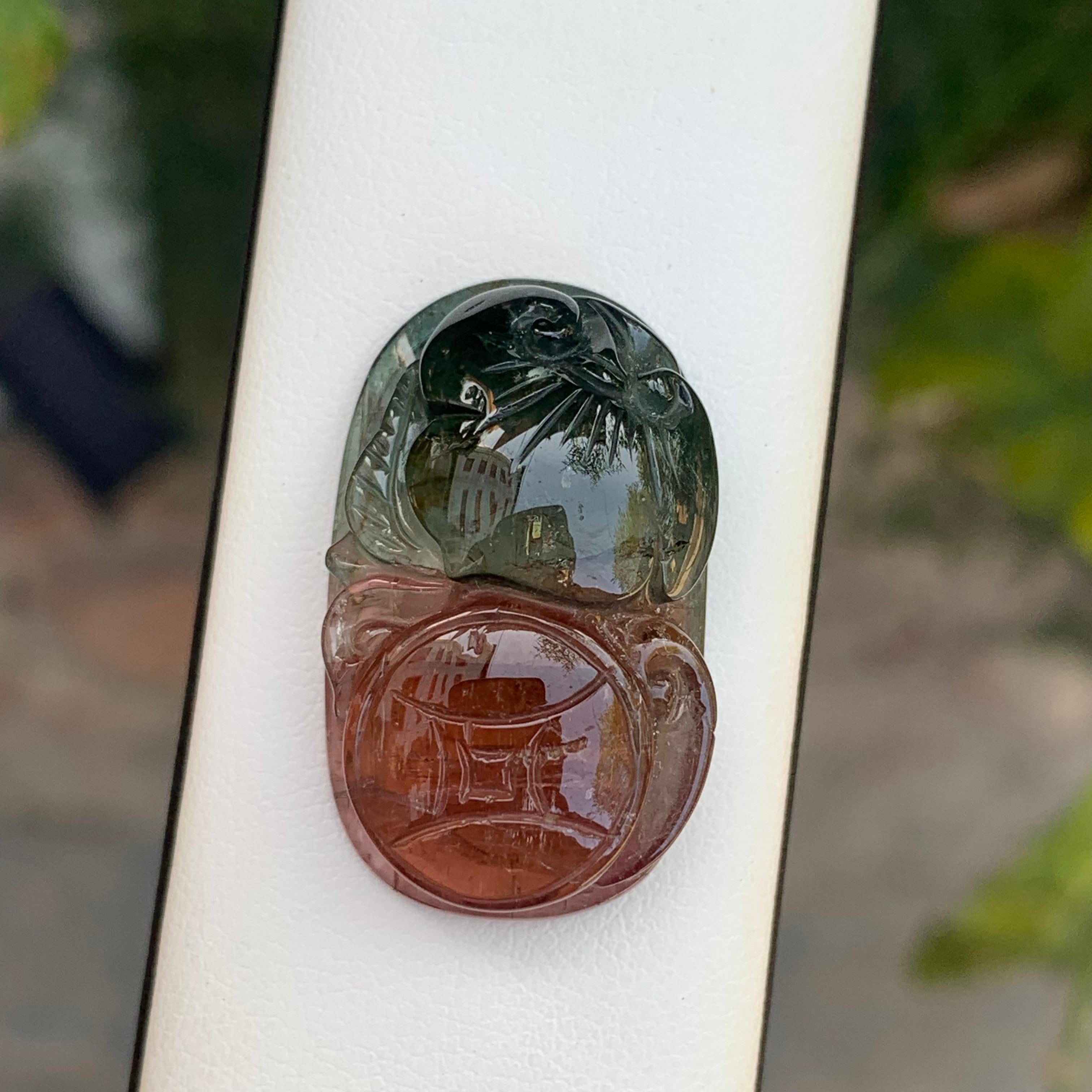 Informazioni sul prodotto:

Intaglio di tormalina bicolore sfusa Nature 
Peso: 42,00 Carati
Dimensioni: 29x17x9 Mm
Origine: Madagascar Africa
Colore: verde e rosa pesca
Trattamento: Non
Certificato: Su richiesta 