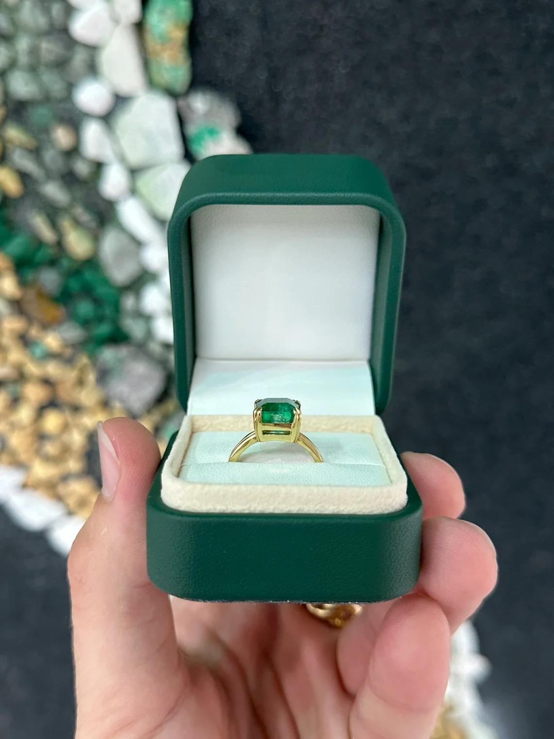 4.20ct 18K AAA Quality Vivid Dark Green Asscher Cut Emerald Solitaire Gold Ring For Sale 1