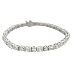 Pulsera de tenis de platino con diamantes redondos brillantes y baguette de 4,20 ct (F VS)