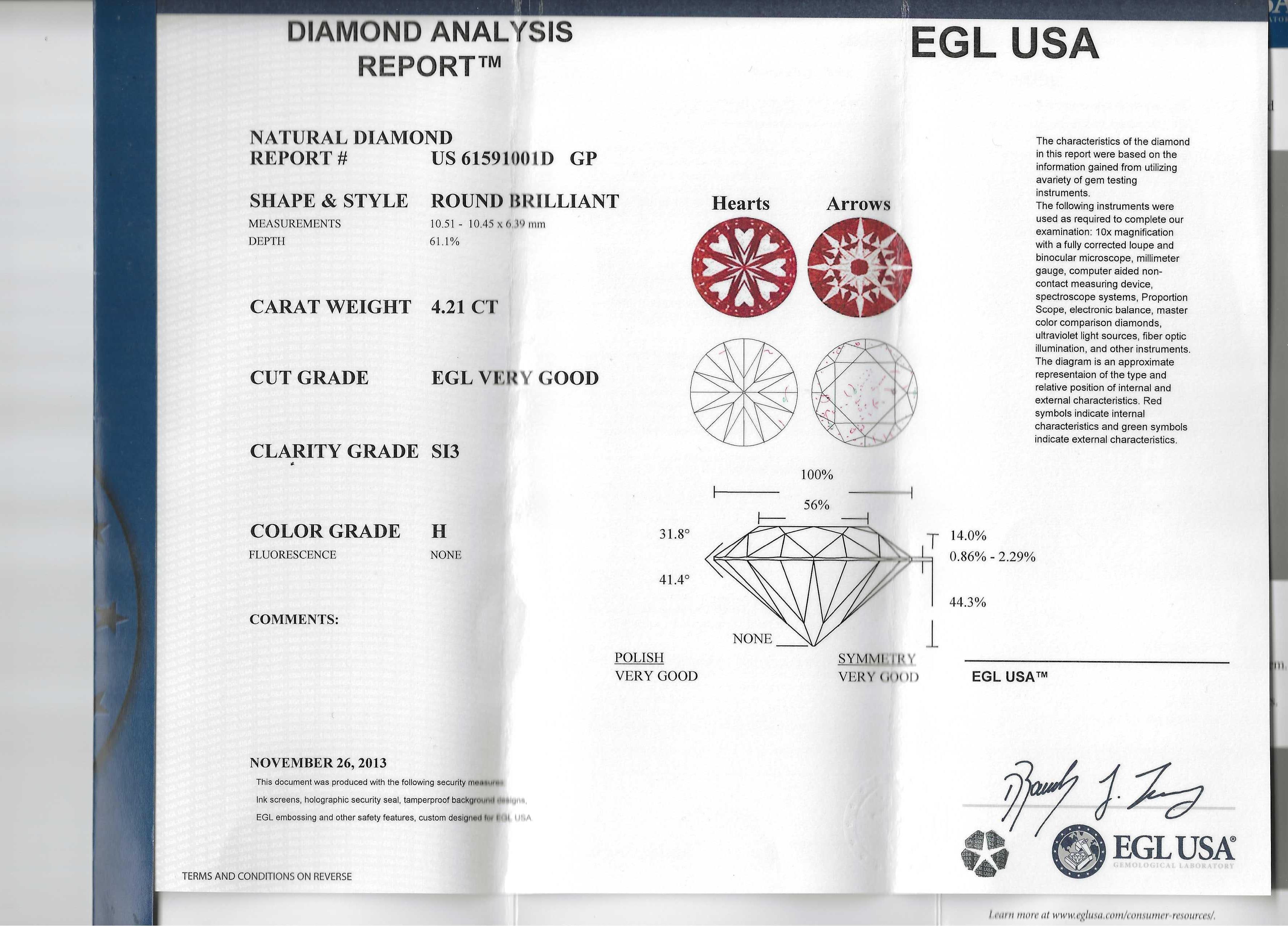4.21 Carat Round Cut Diamond Engagement Ring and Baguettes in 2 Tone 18k Gold For Sale 4