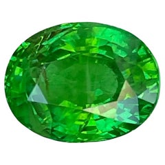 4.21 carats Vivid Green Tsavorite Garnet Stone Oval Cut Tanzanian Gemstone