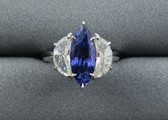 Bague de 4,21 carats sertie d'un saphir changeant de couleur certifié Gubelin/GIA de qualité NH et de diamants