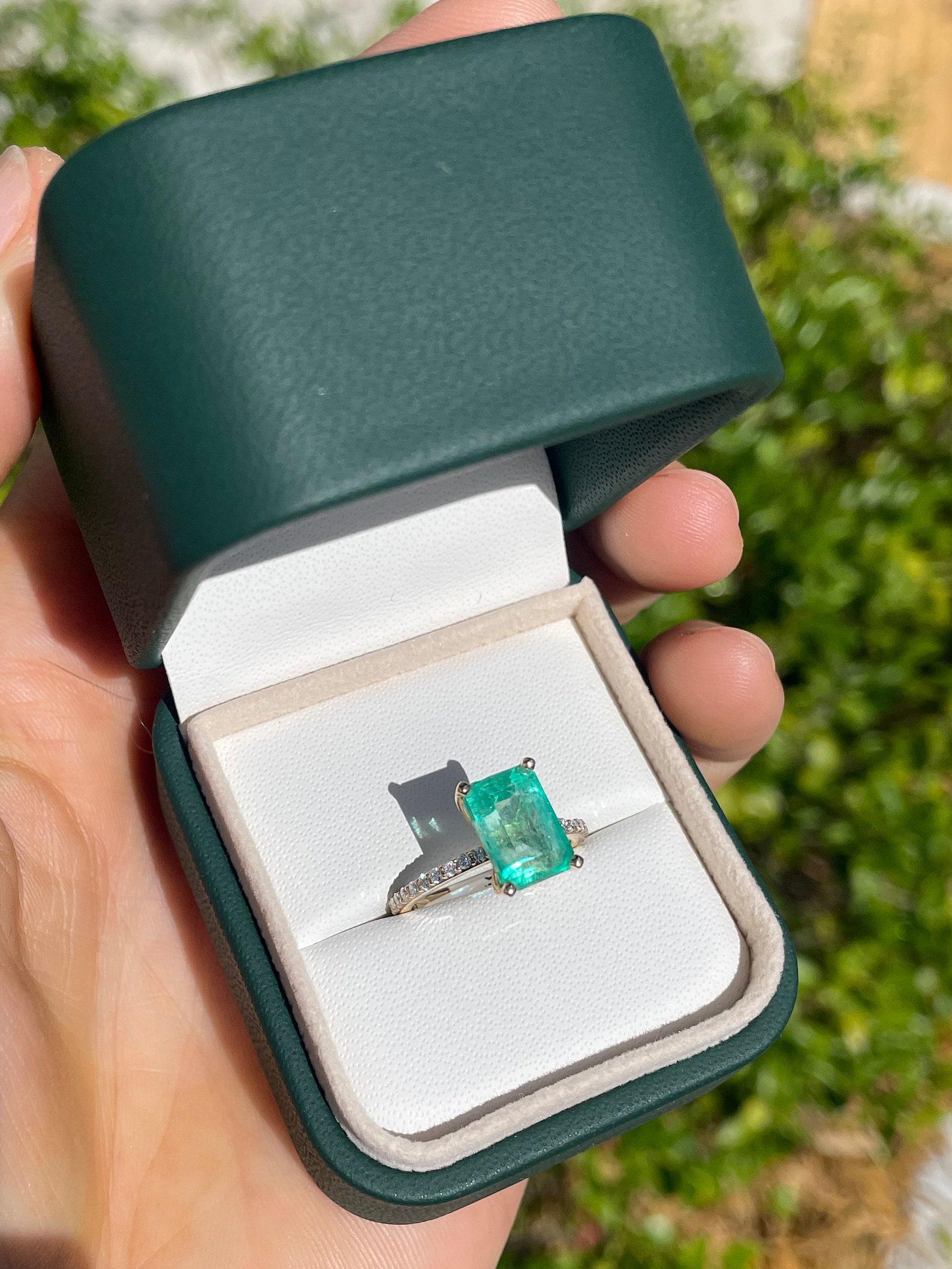 4.21tcw 14K Rectangle Colombian Emerald & Diamond Accent Band Engagement Ring In New Condition For Sale In Jupiter, FL