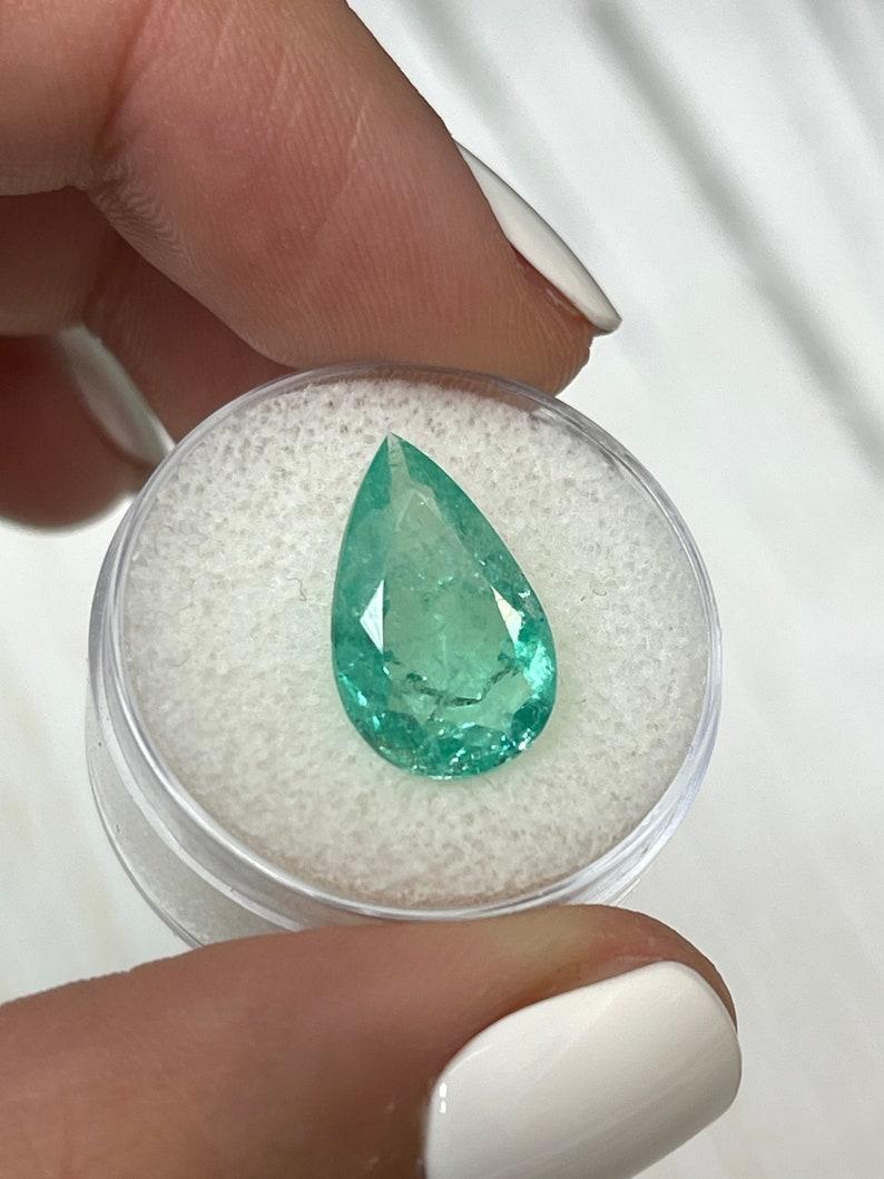 4,22 Carati 16x10 Smeraldo colombiano verde bluastro - Taglio a pera maggio In condizioni Nuovo in vendita a Jupiter, FL
