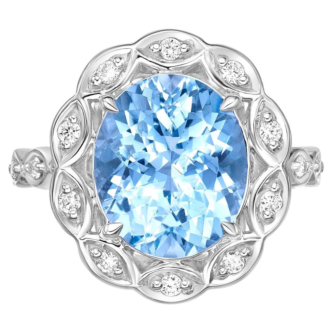 4.22 Carat Aquamarine Fancy Ring in 18Karat White Gold with White Diamond. For Sale