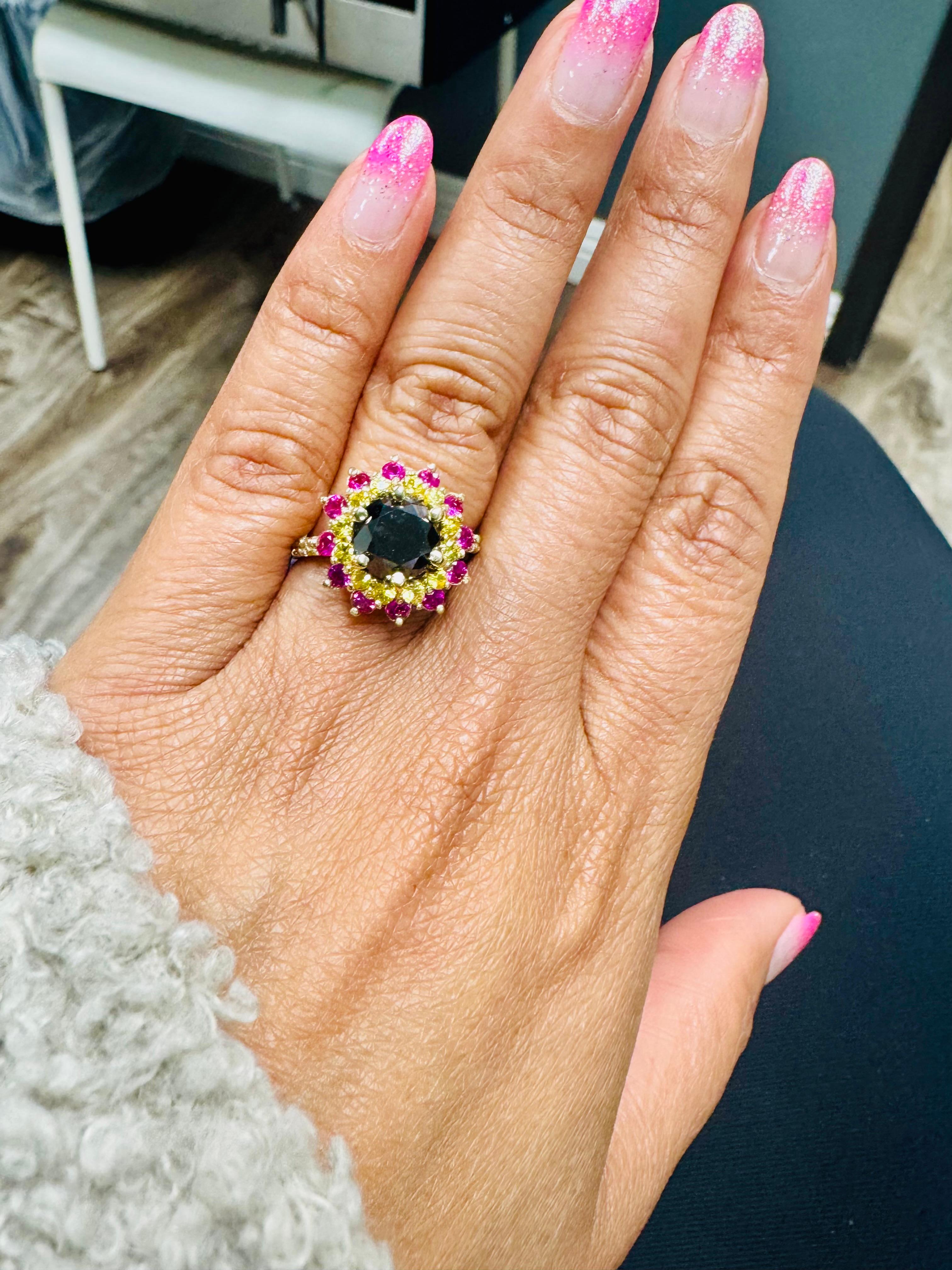 4.22 Carat Black Diamond Sapphire Yellow Gold Ring For Sale 1