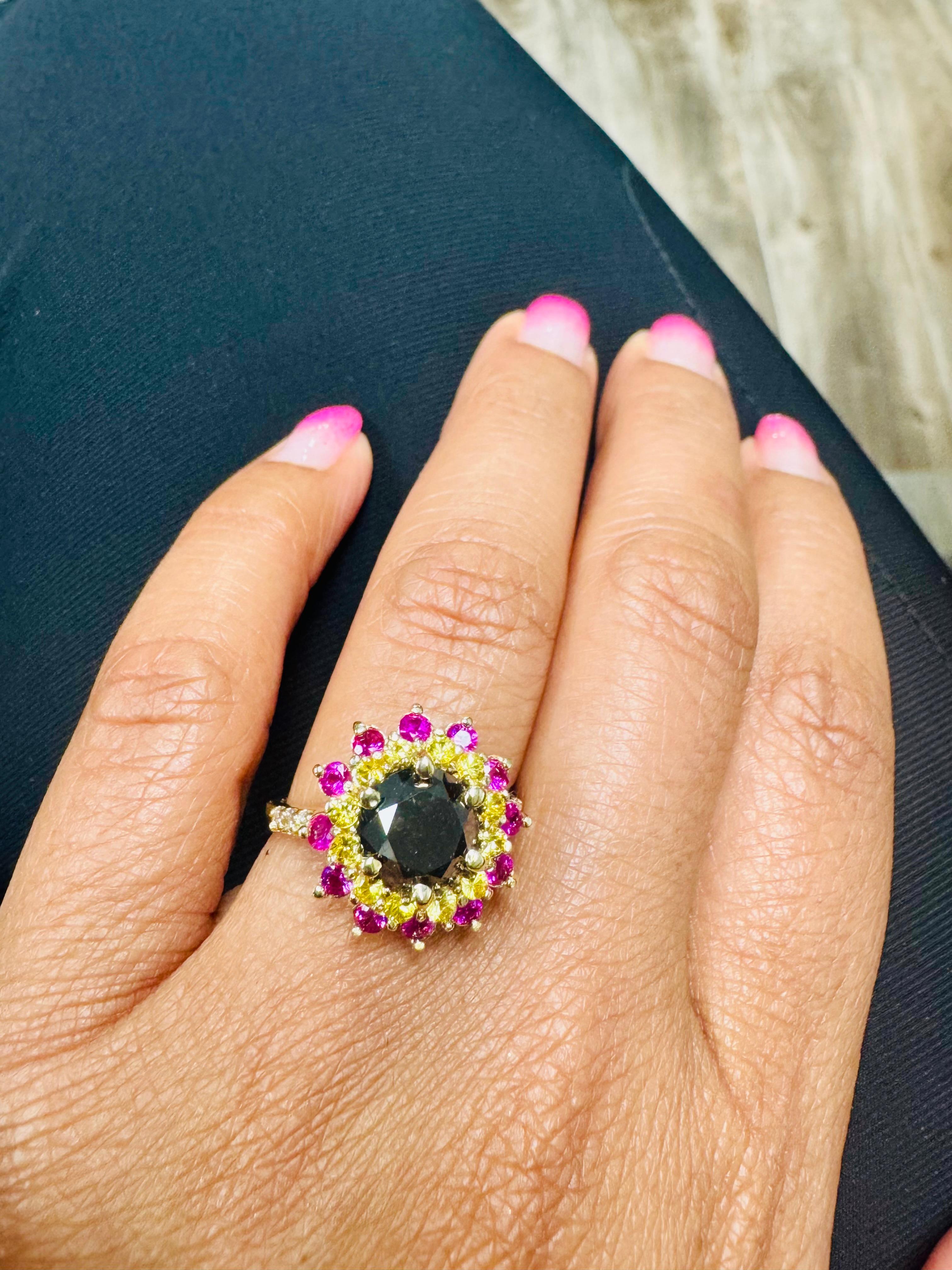 4.22 Carat Black Diamond Sapphire Yellow Gold Ring For Sale 3