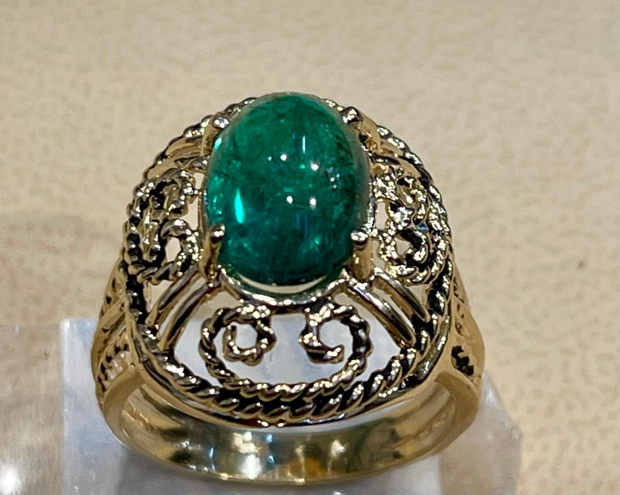 Smaragd-Cabochon-Cocktailring aus 14 Karat Gelbgold mit 4,22 Karat, Vintage 12