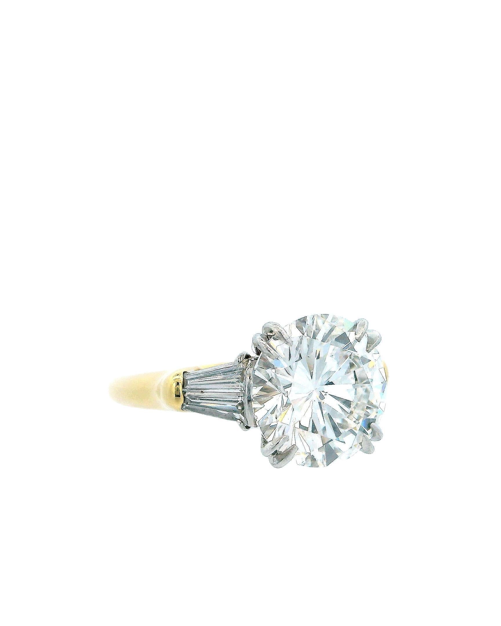 4.22 Carats Vs2 Diamond Platinum & 18K Gold Ring By Harry Winston Papers For Sale 3