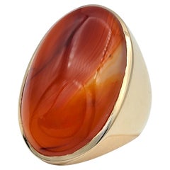 42,23 Karat Oval Cabochon Orange Achat Statement-Ring aus 14 Karat Gelbgold
