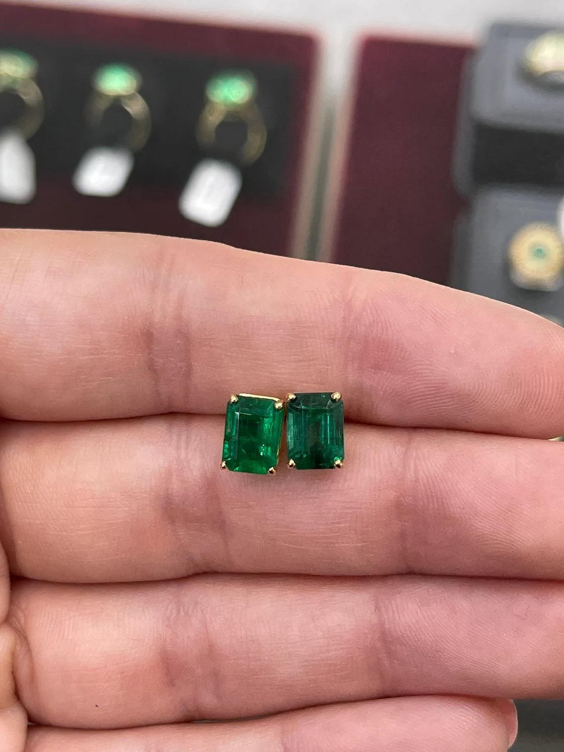 5.0tcw 18K AAA Natural Emerald-Emerald Cut Four Prong Yellow Gold Stud Earrings  In New Condition For Sale In Jupiter, FL