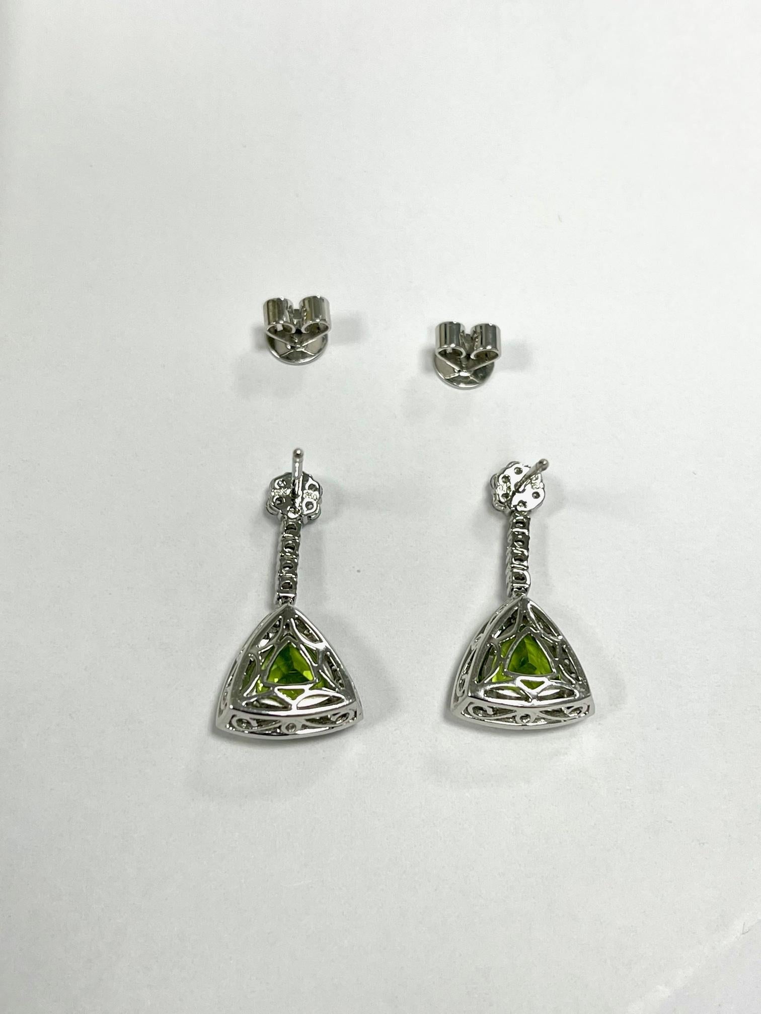 Trillion Cut 4.23 Carat Peridot Diamond Dangle Earrings For Sale