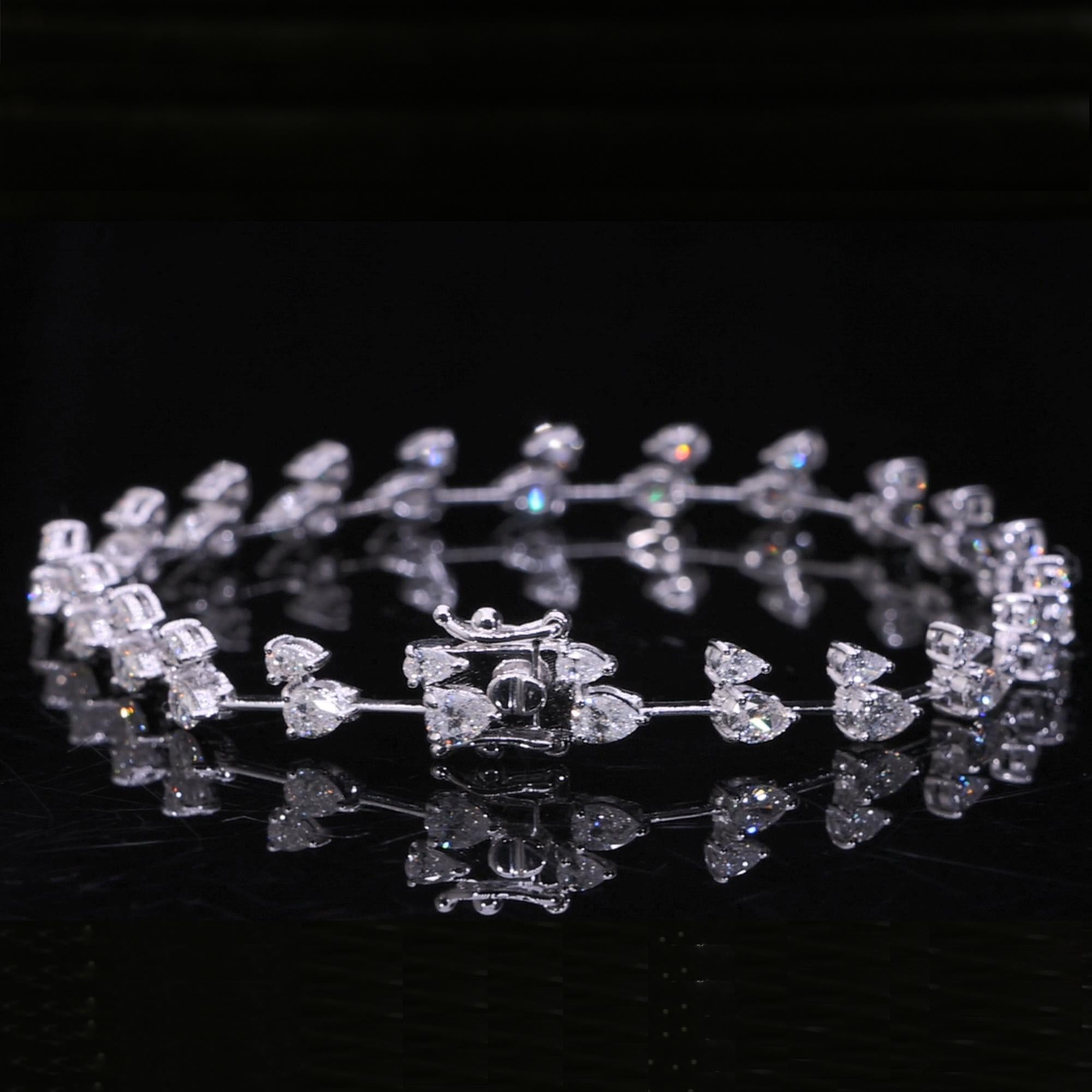 4,23 quilates SI Claridad HI Color Pulsera de diamantes en forma de pera Oro blanco de 18 quilates en Nuevo estado para la venta en Diera, Dubai