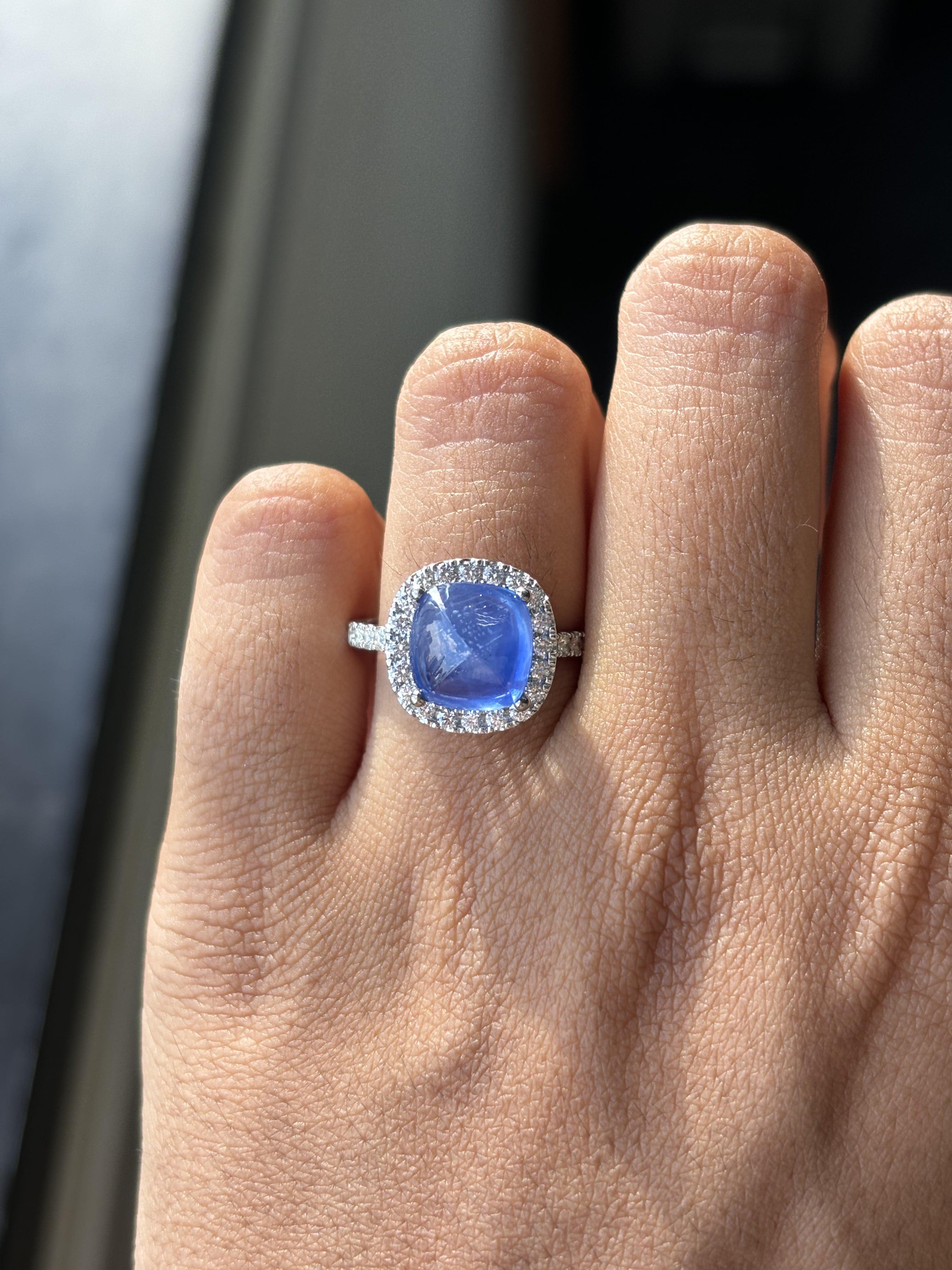 4.23 Carat Sugarloaf Ceylon Sapphire Ring with Halo Diamonds in 14K White Gold For Sale 4