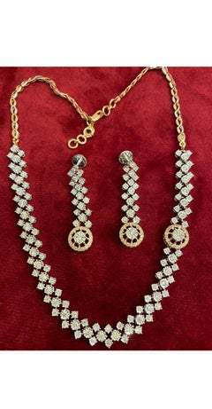 4.23 Carats Round Brillant Diamonds 14K Gold Parure